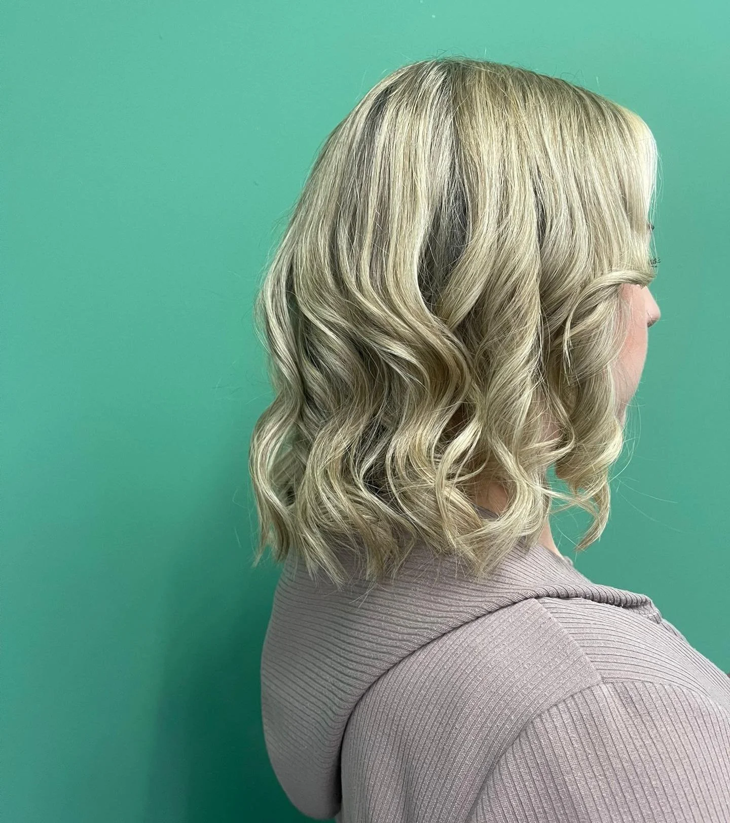 Amelia smashing her blowdry&rsquo;s <<< 👊🏻

If anybody would like to be a hair model for Amelia to practice her blow drying then please give us a message and I&rsquo;ll get back to you ASAP ..