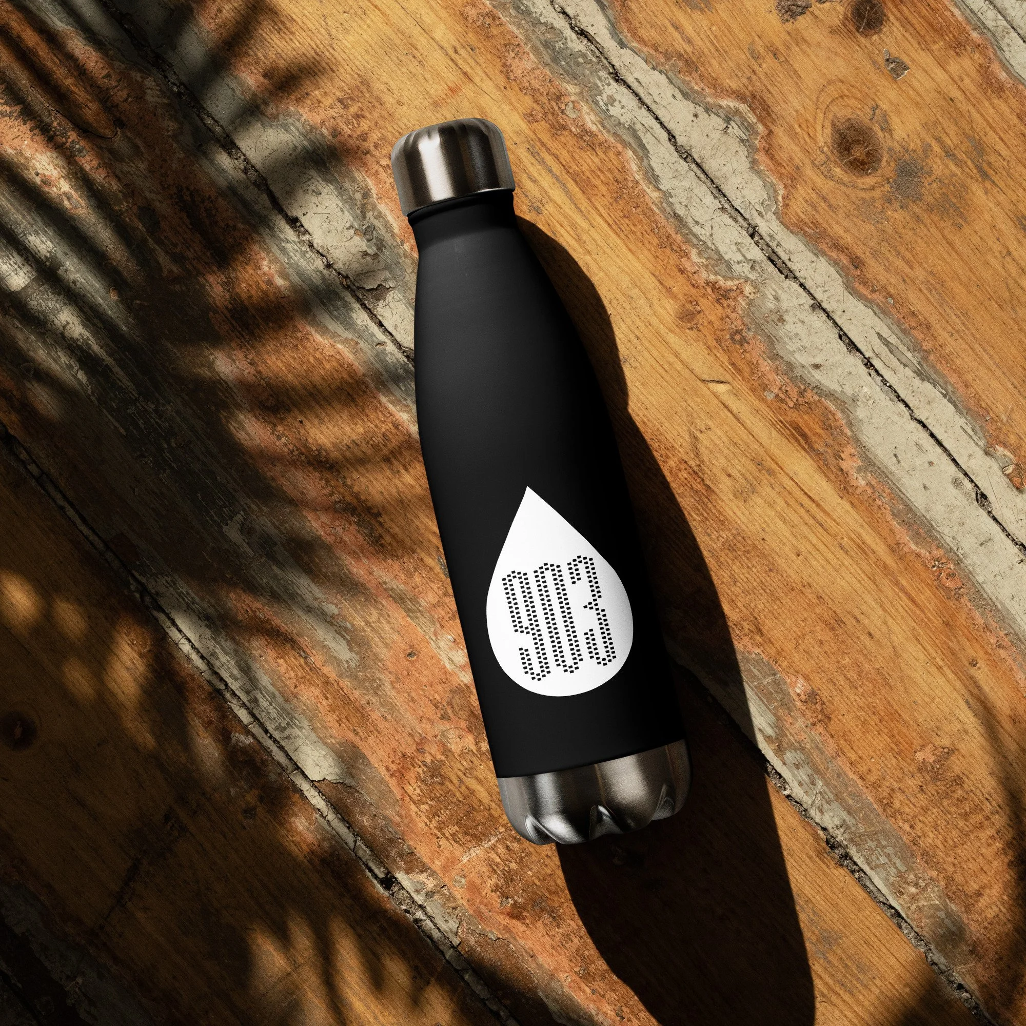 stainless-steel-water-bottle-black-17oz-front-649066cac2b59.jpg