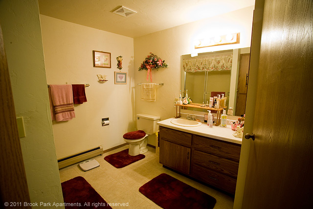 2C-bathroom.jpg