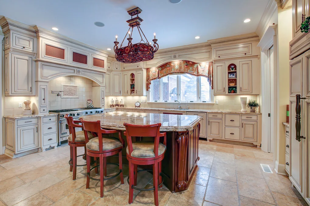 SpaldingLakeKitchen.jpg