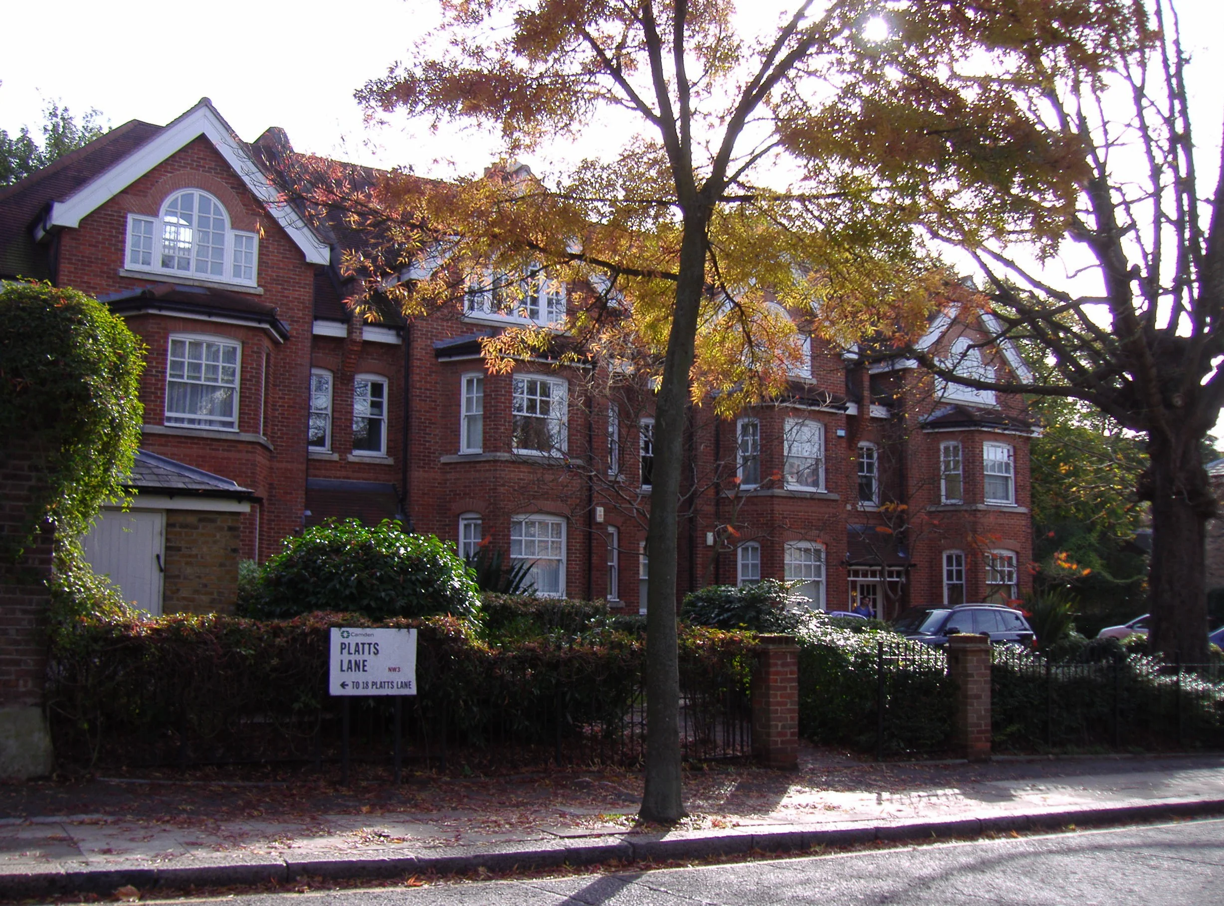 Plats Lane Hampstead.jpg