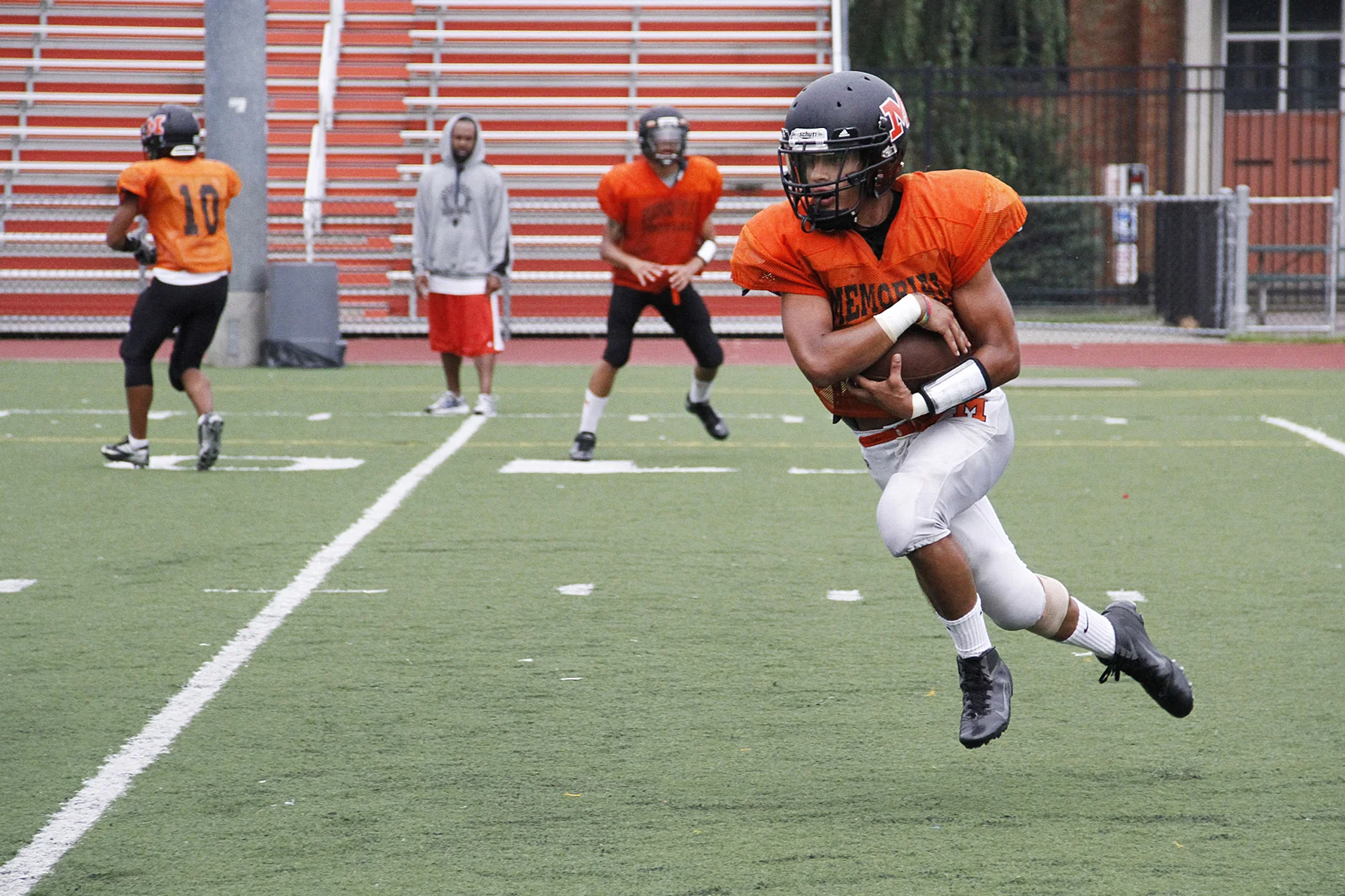  Lincoln Lions vs&nbsp;Memorial Tigers&nbsp; 