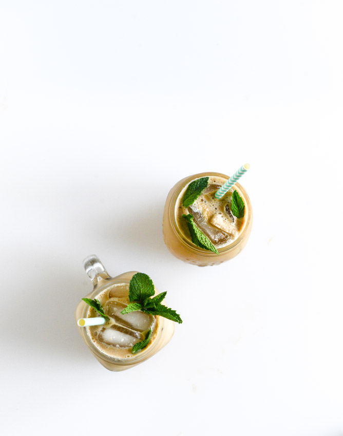 fresh-mint-iced-coffee-I-howsweeteats.com-3.jpg
