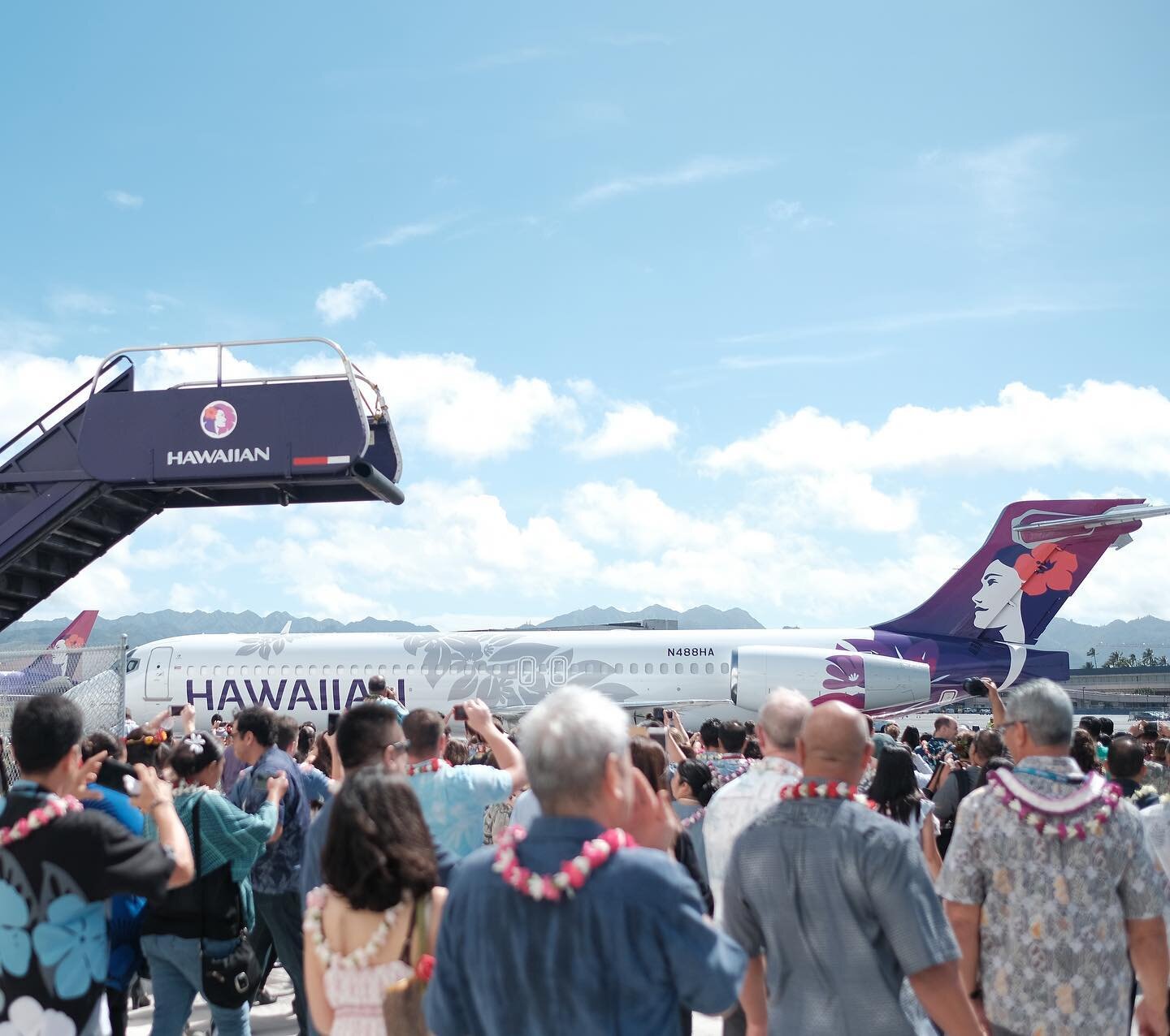 #flashback 2017 May/Lei Day with Hawaiian Airlines at their Pualani Reveal Celebration @hawaiianairlines