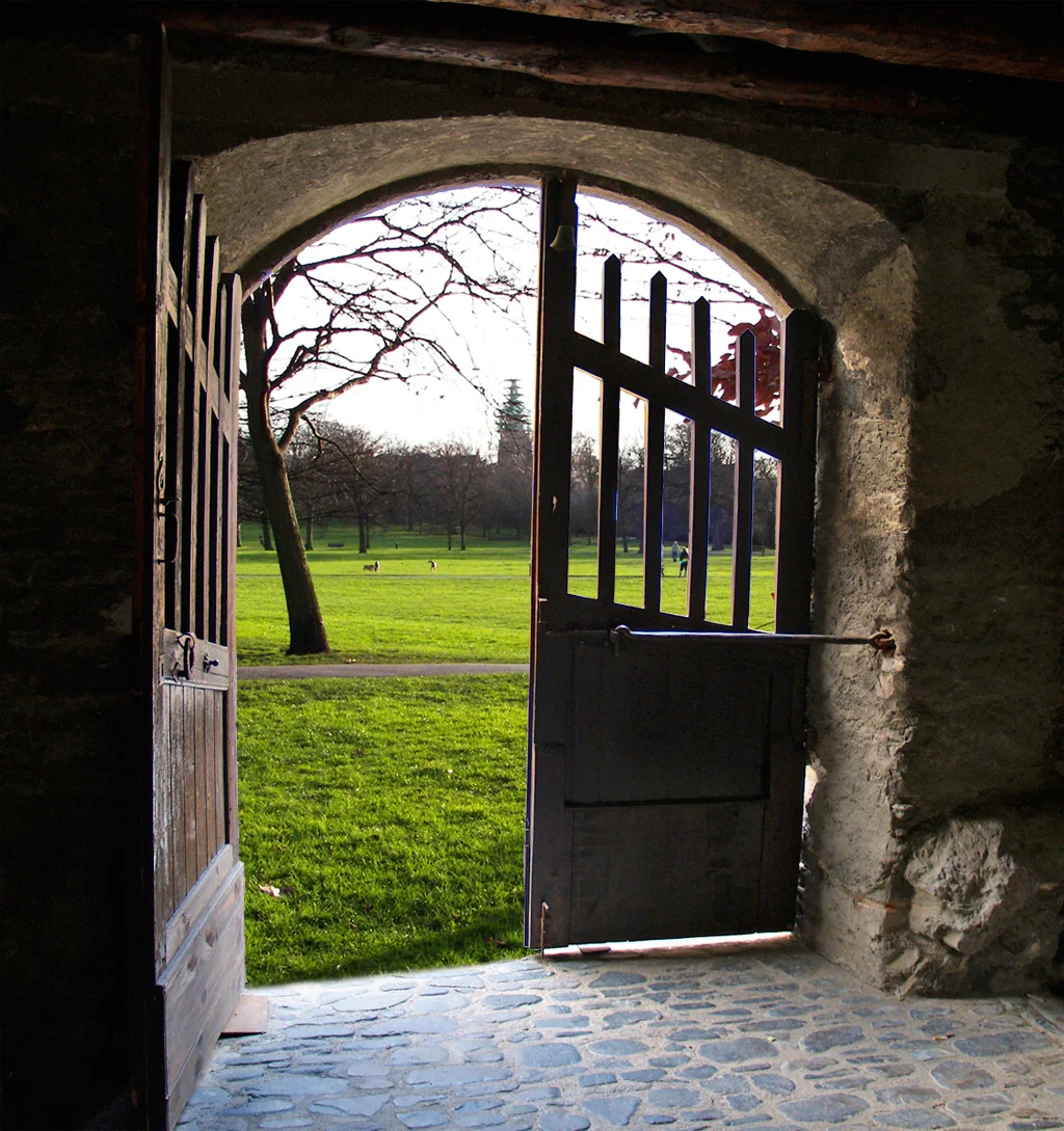 Open-Archway1.jpg