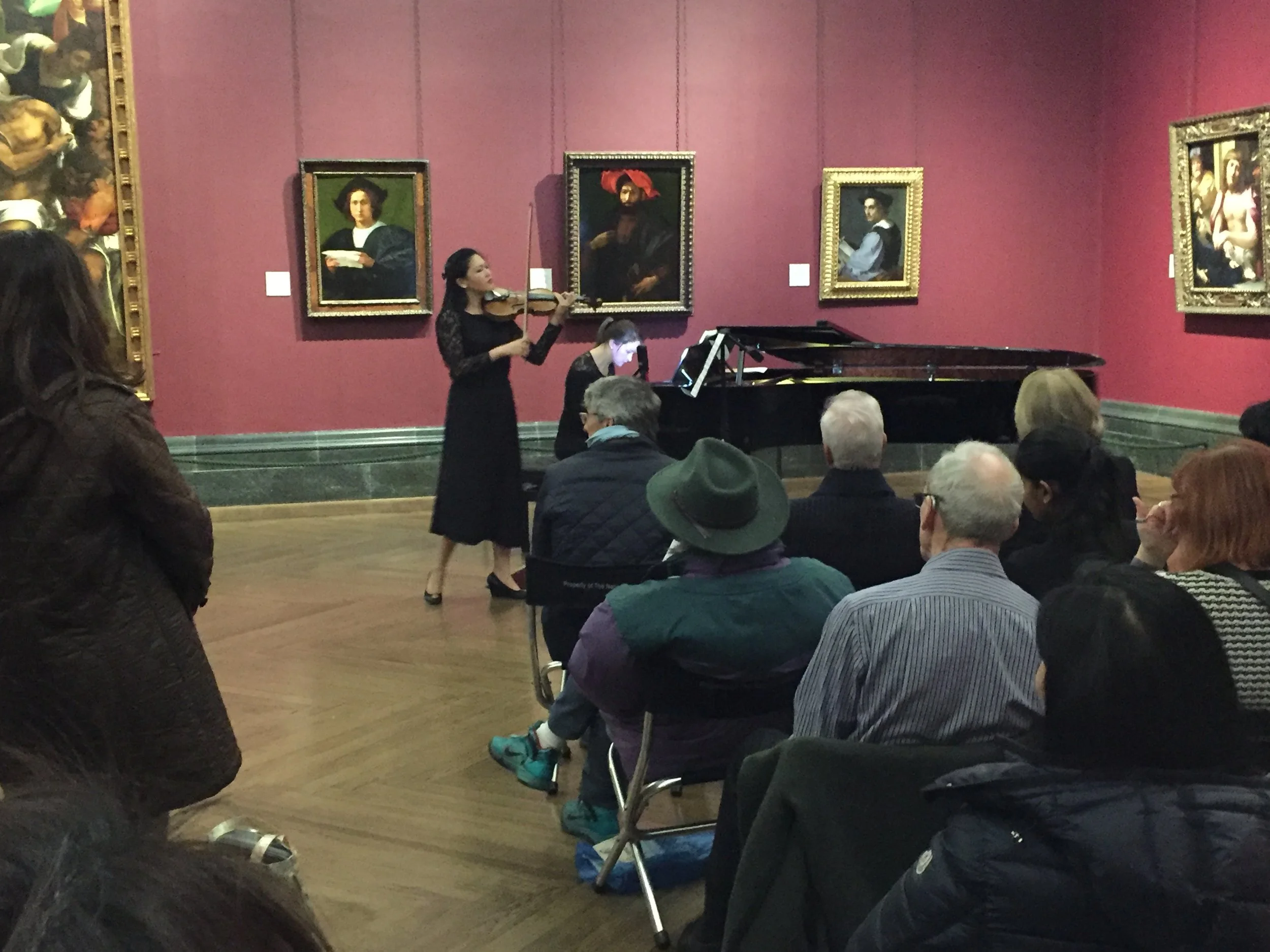 Emily Sun plays at National Gallery