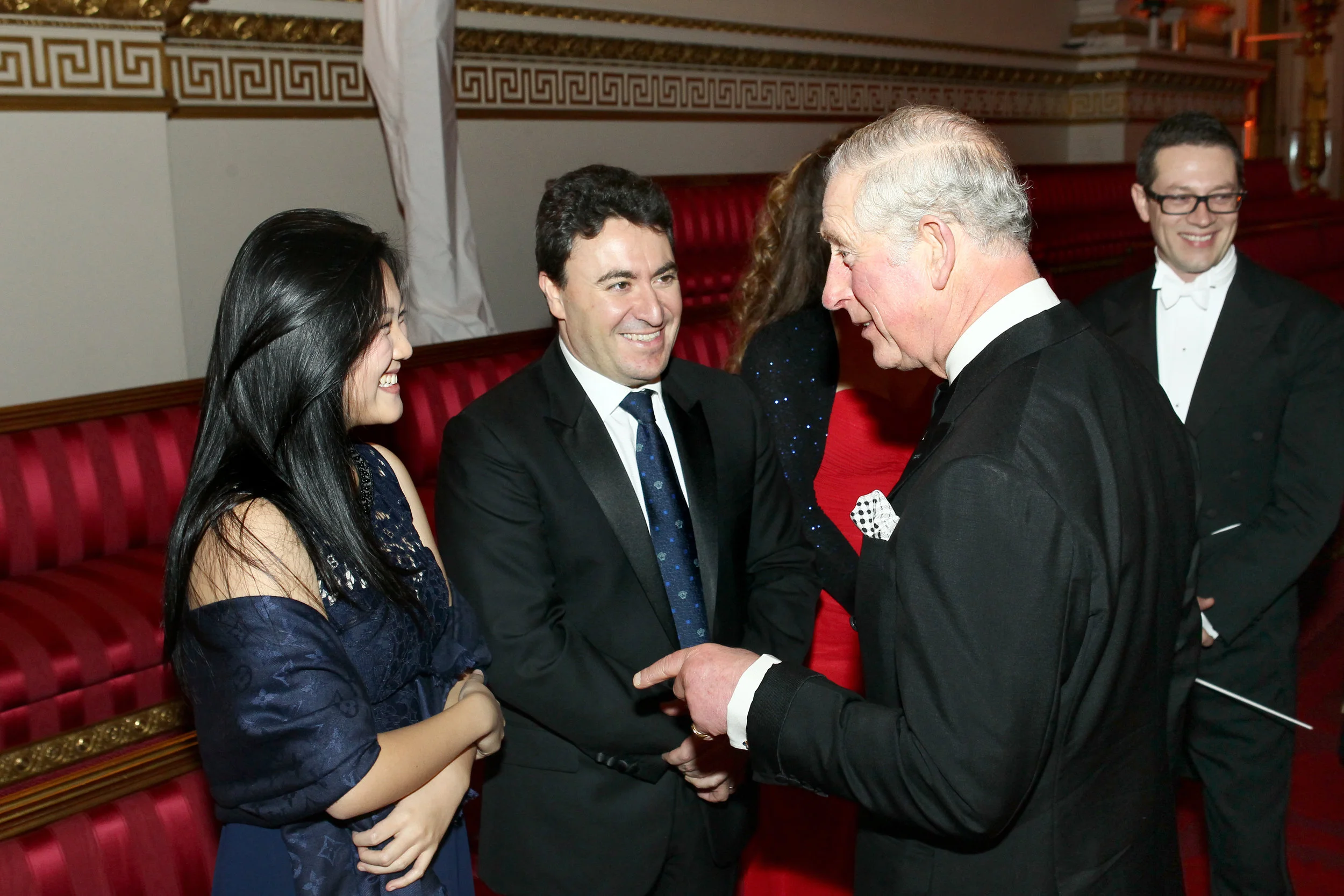 Emily Sun plays Double Violin Concerto with Maxim Vengerov at Buckingham Palace