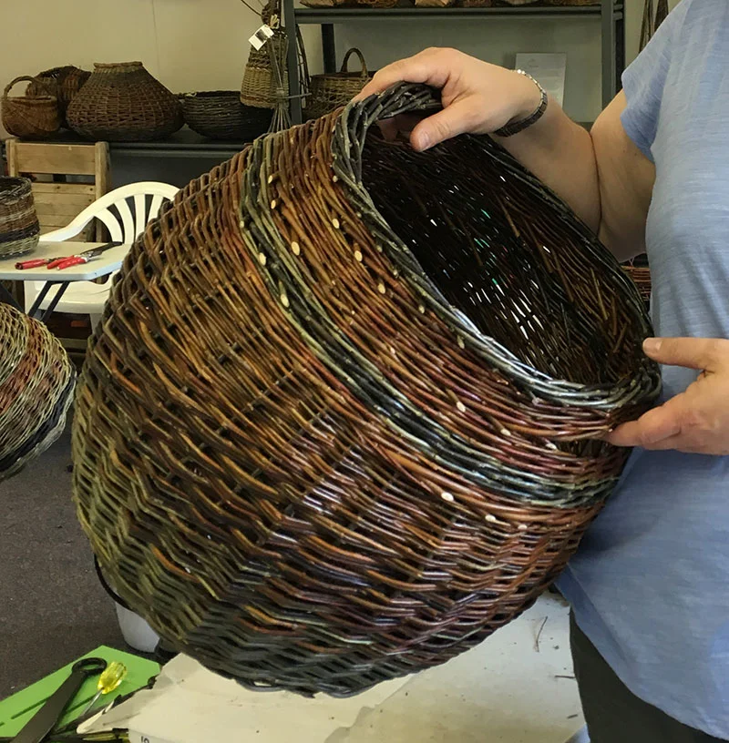 Katie’s spectacular x-large round basket