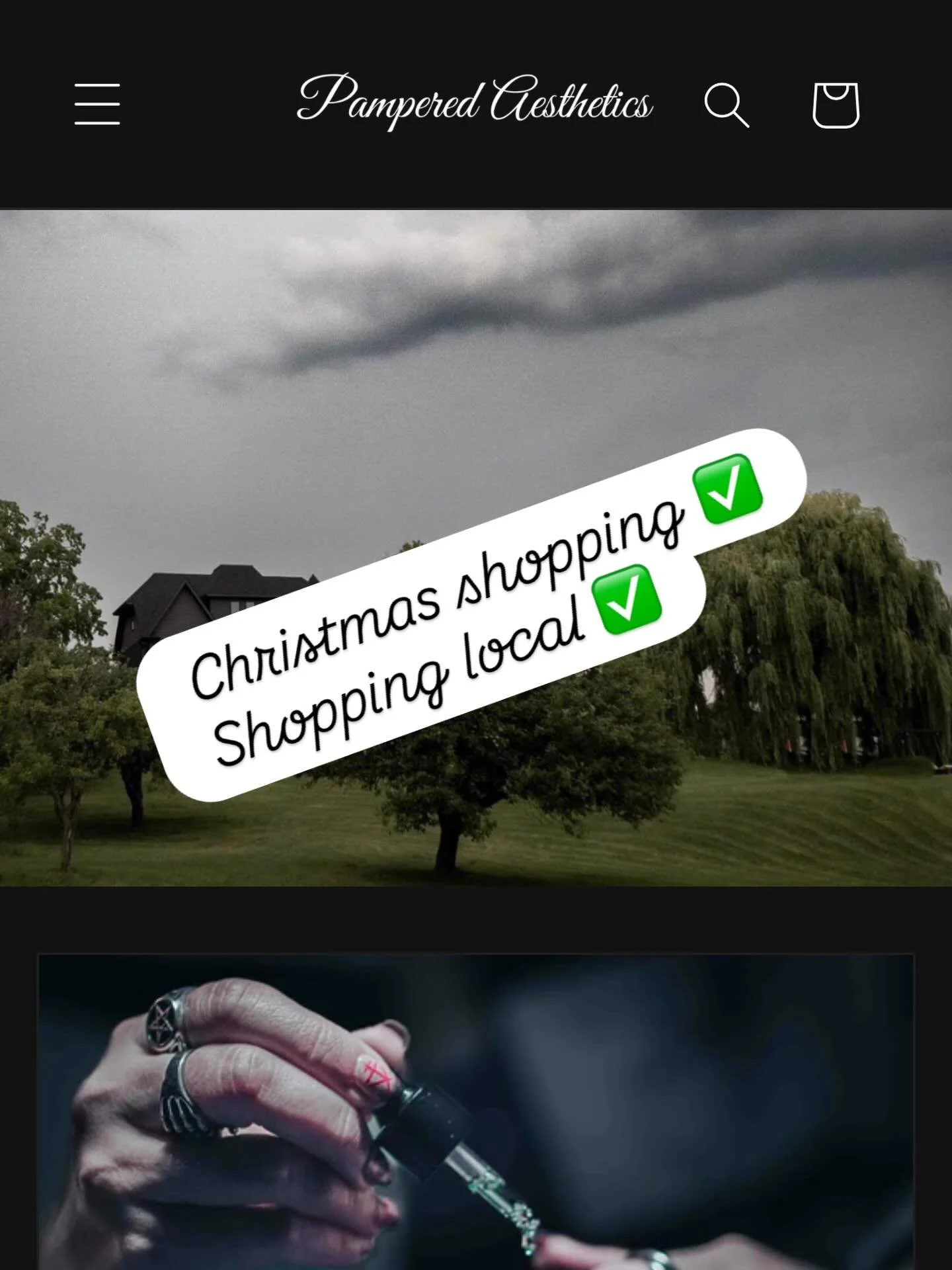 Just putting it out there that I have officially started my Christmas shopping! Right here in my own town none the less! I&rsquo;ll have a happy daughter and I love supporting other local small businesses like @pamperedaestheticsbyjess ! Are you shop