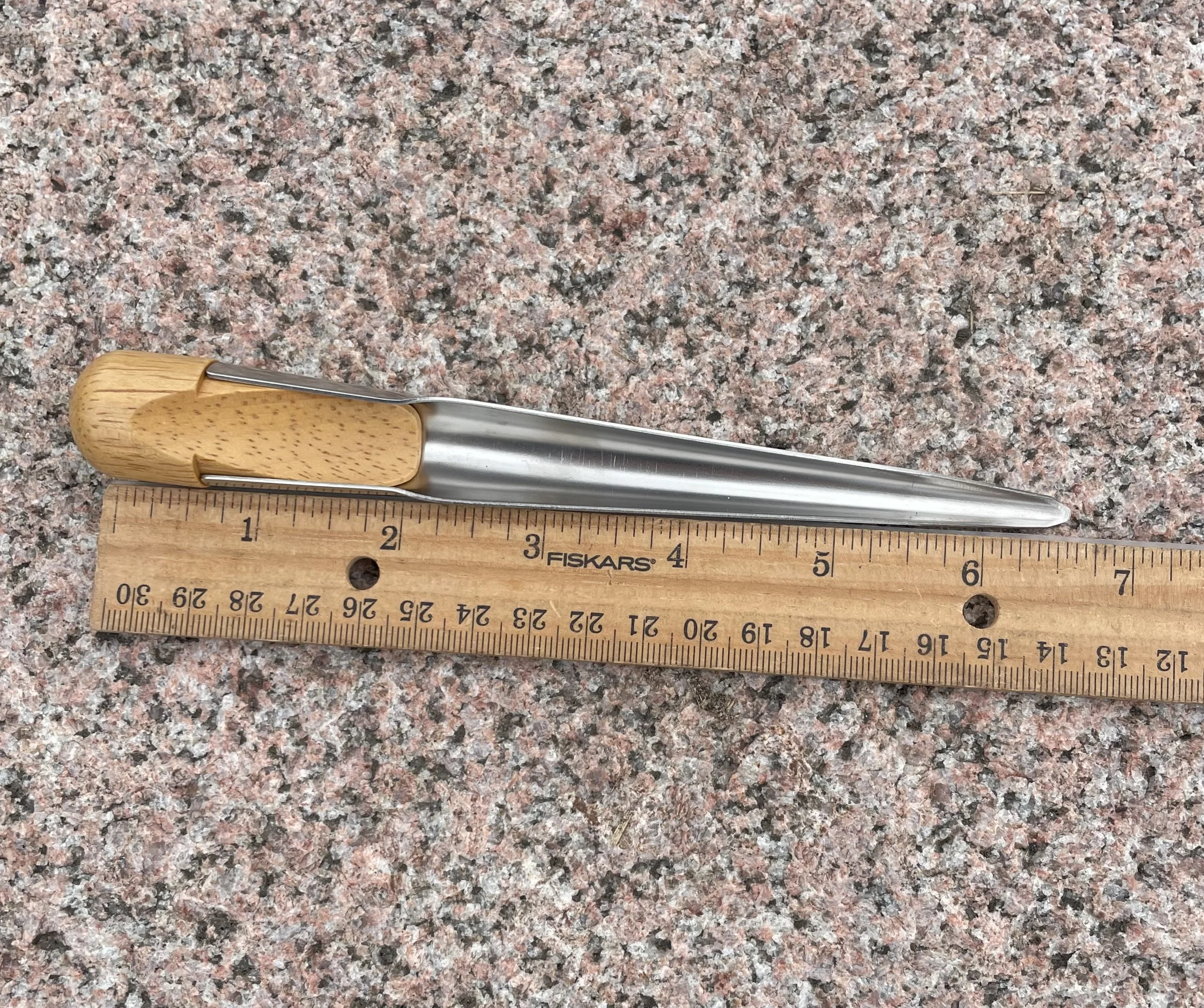 wooden handle fid 2.jpg