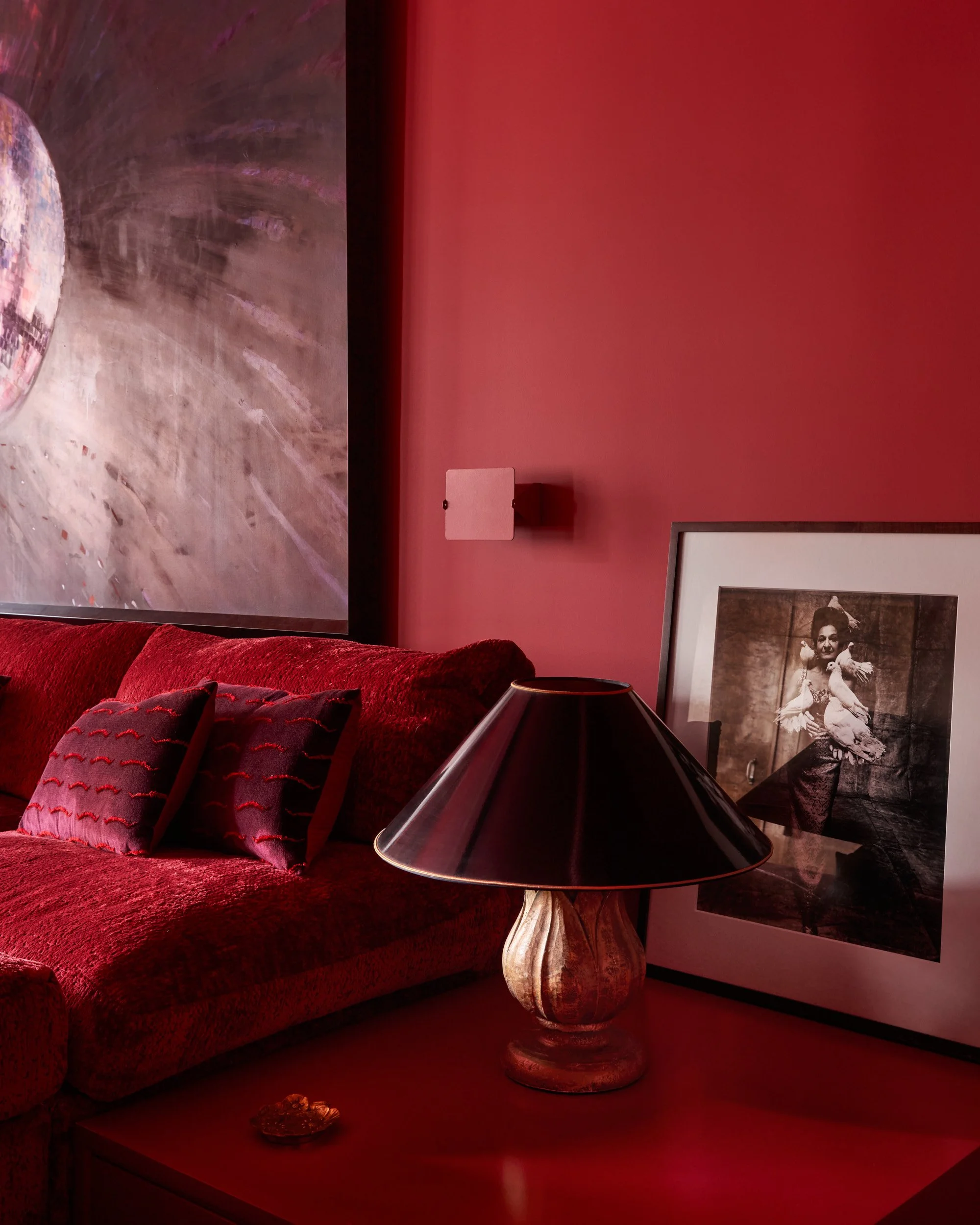 2. Web - Disco - NYC Residence - nfyhrie.jpg