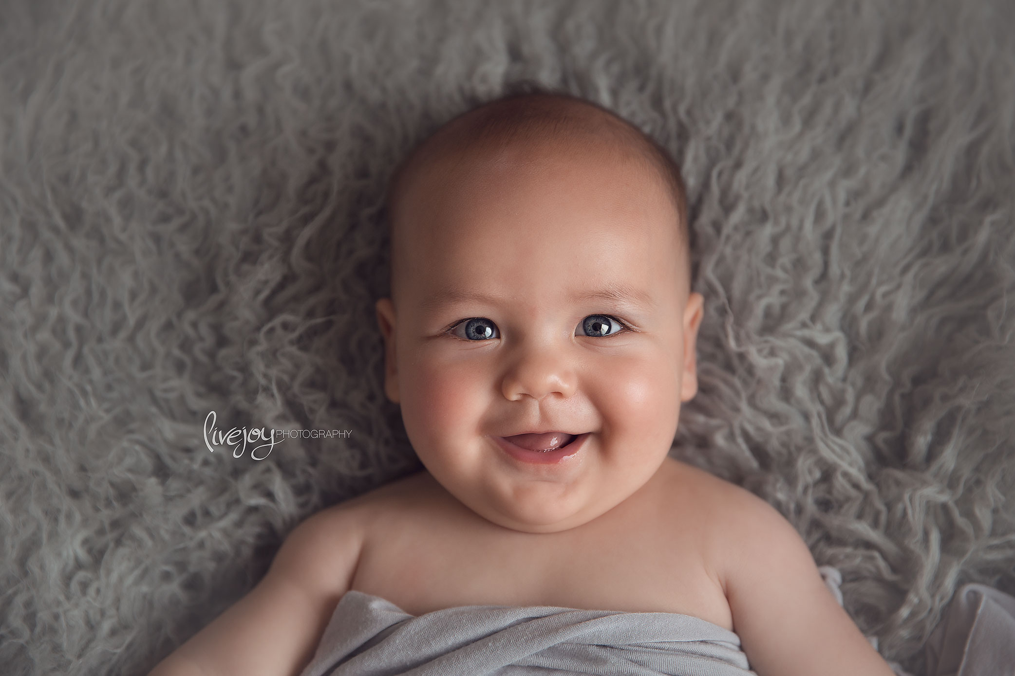 Baby Photography - 6 Months - LiveJoy 