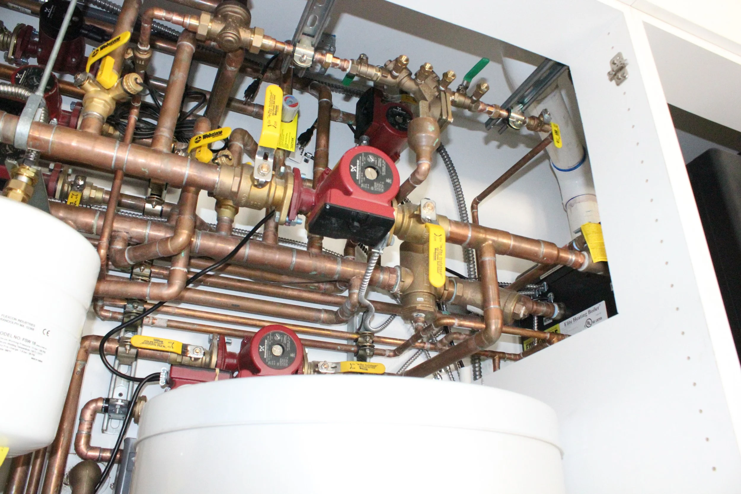 365 24th strret mechanical.JPG