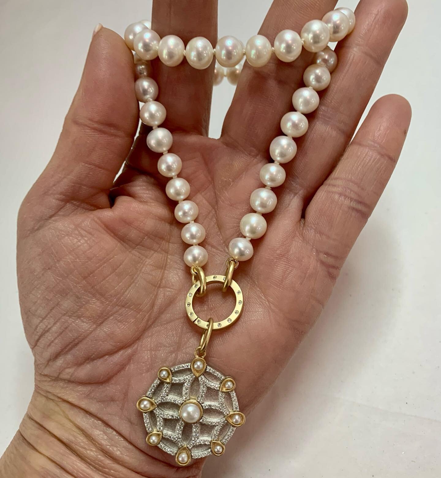 You can never have enough pearls&hellip;
.
.
.
.
.
#pearls #springjewelry #statementjewelry #mixedmetals #mixedmetaljewelry #14kgold #diamonds #everydayjewelry #diamondsareforever #diamondsareagirlsbestfriend #newjewelry