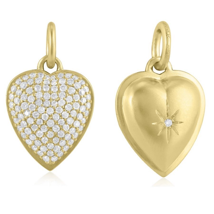 One heart..two ways to be worn. 

This beautiful new design can be worn on either side!
.
.
.
.
#hearts #heartjewelry #heartstopper #14k #diamonds #giftsforher #holidaygifts #baubles #charms #designerjewelry #newdesigns