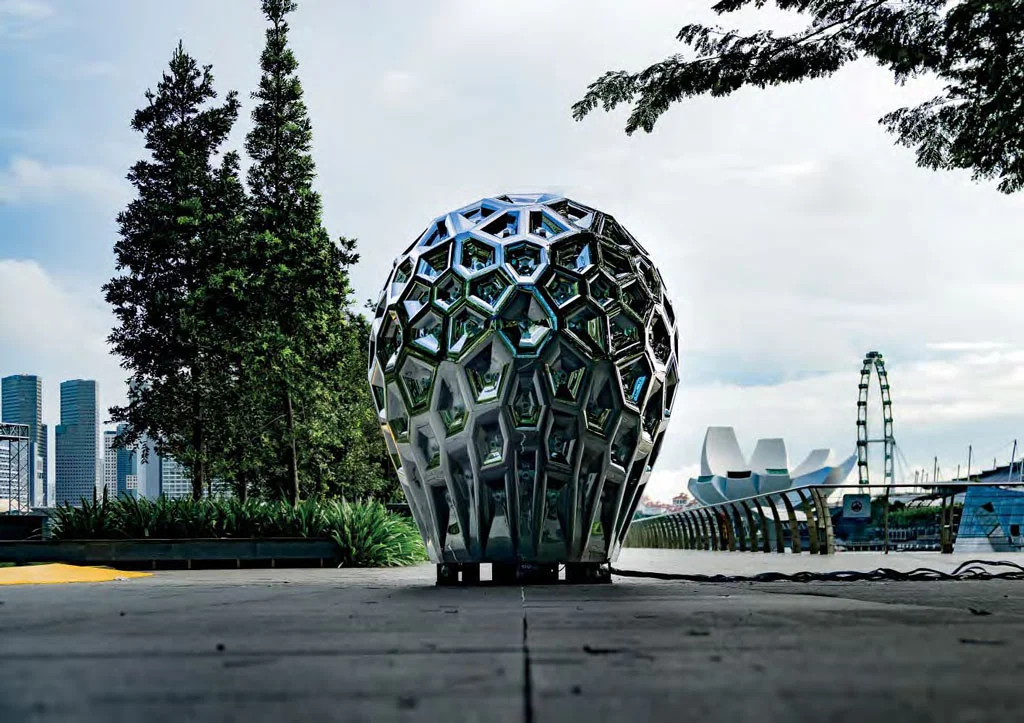 Kaleidoscopic Monolith