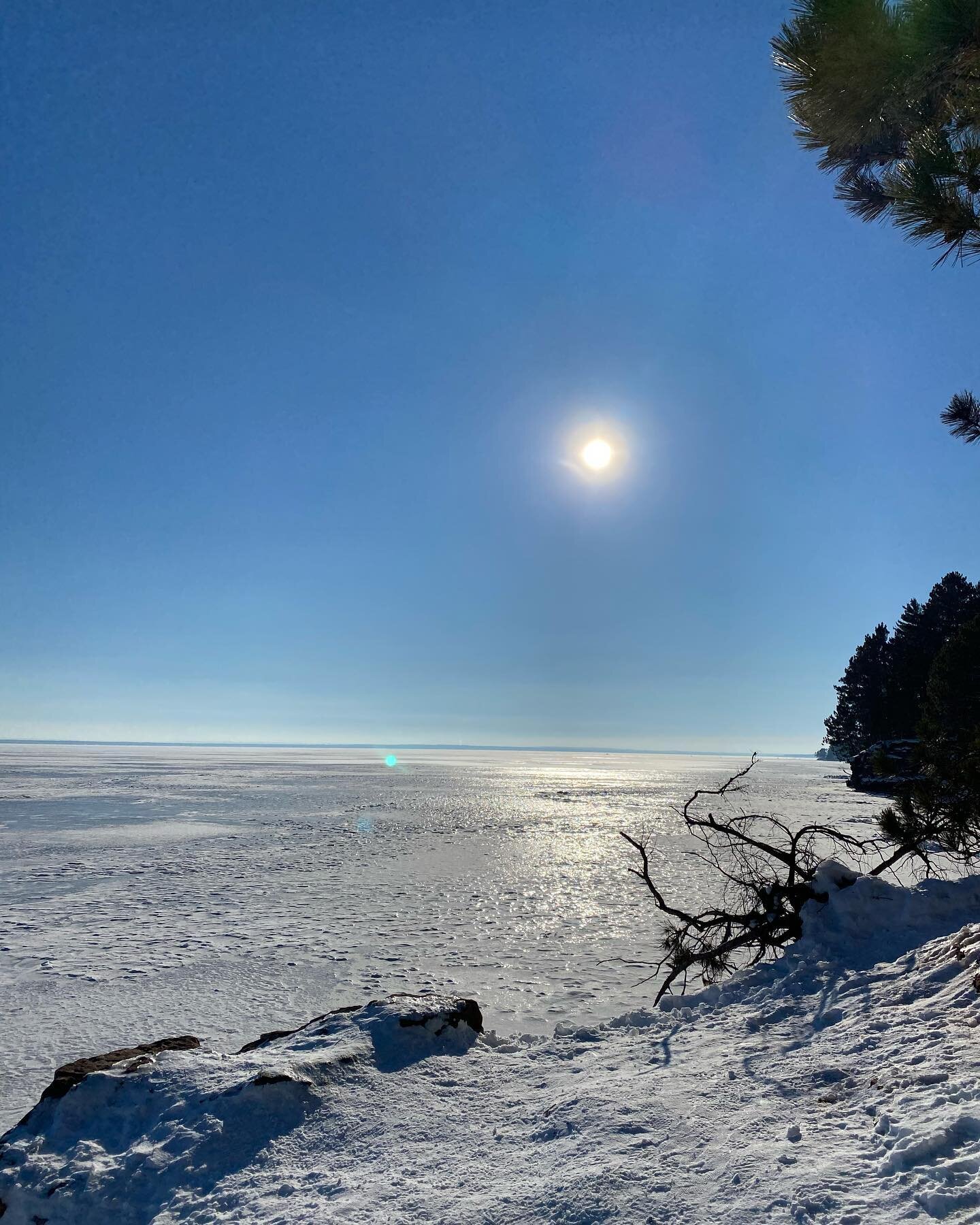 Houghton Point never fails to impress! Where have you been exploring lately? 

#wisconsin #wisconsinwinter #wisconsinlife #travelwi #discoverwisconsin #chequamegonbay #naturalarea #publicland #naturepreserve