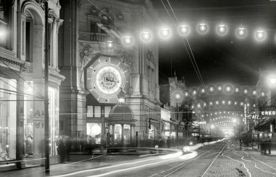 Wentworth and King c. 1910.jpg