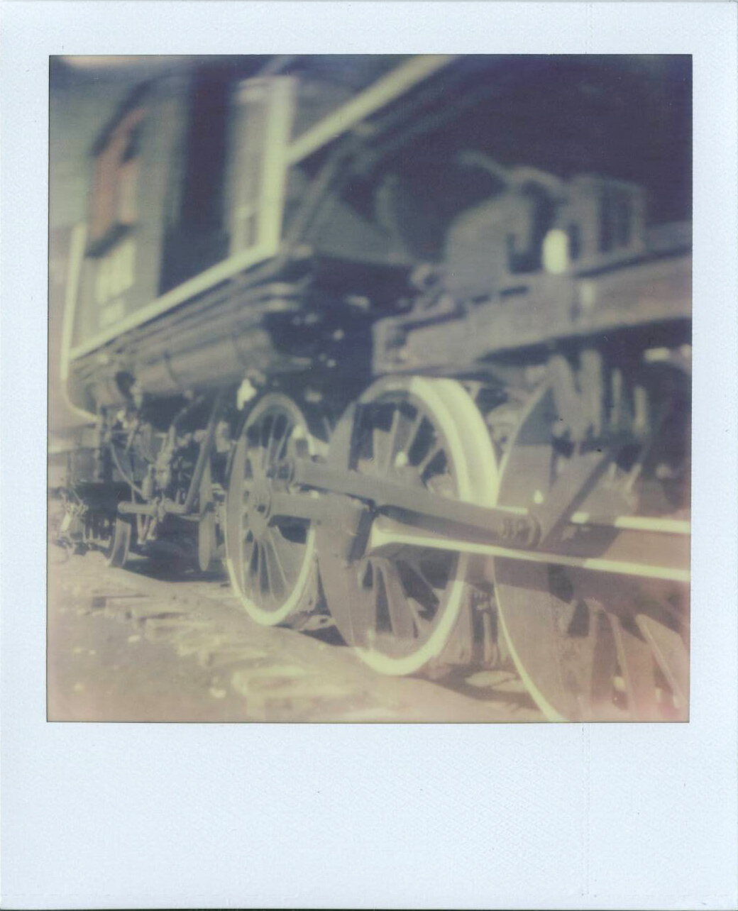 Polaroid_Trainwheels.jpg
