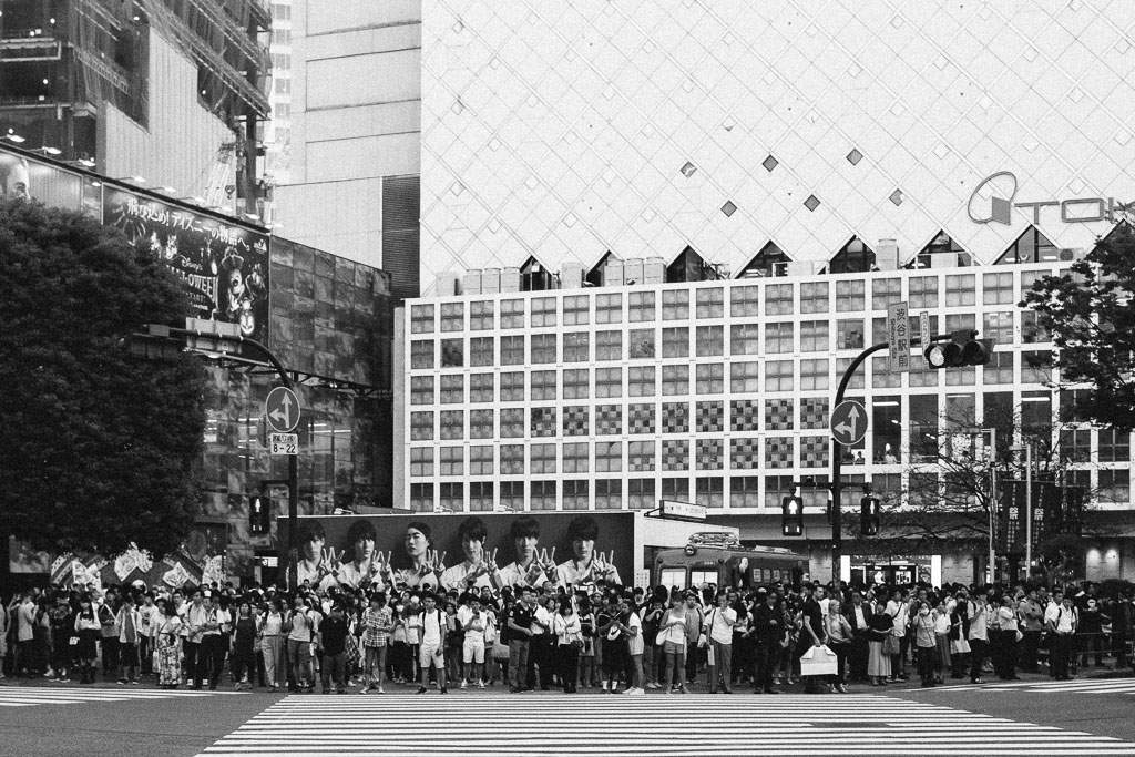 Shibuya Crossing/Armies of opposing sides