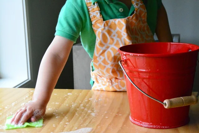 Image courtesy of Kylie at HowWeMontessori.com