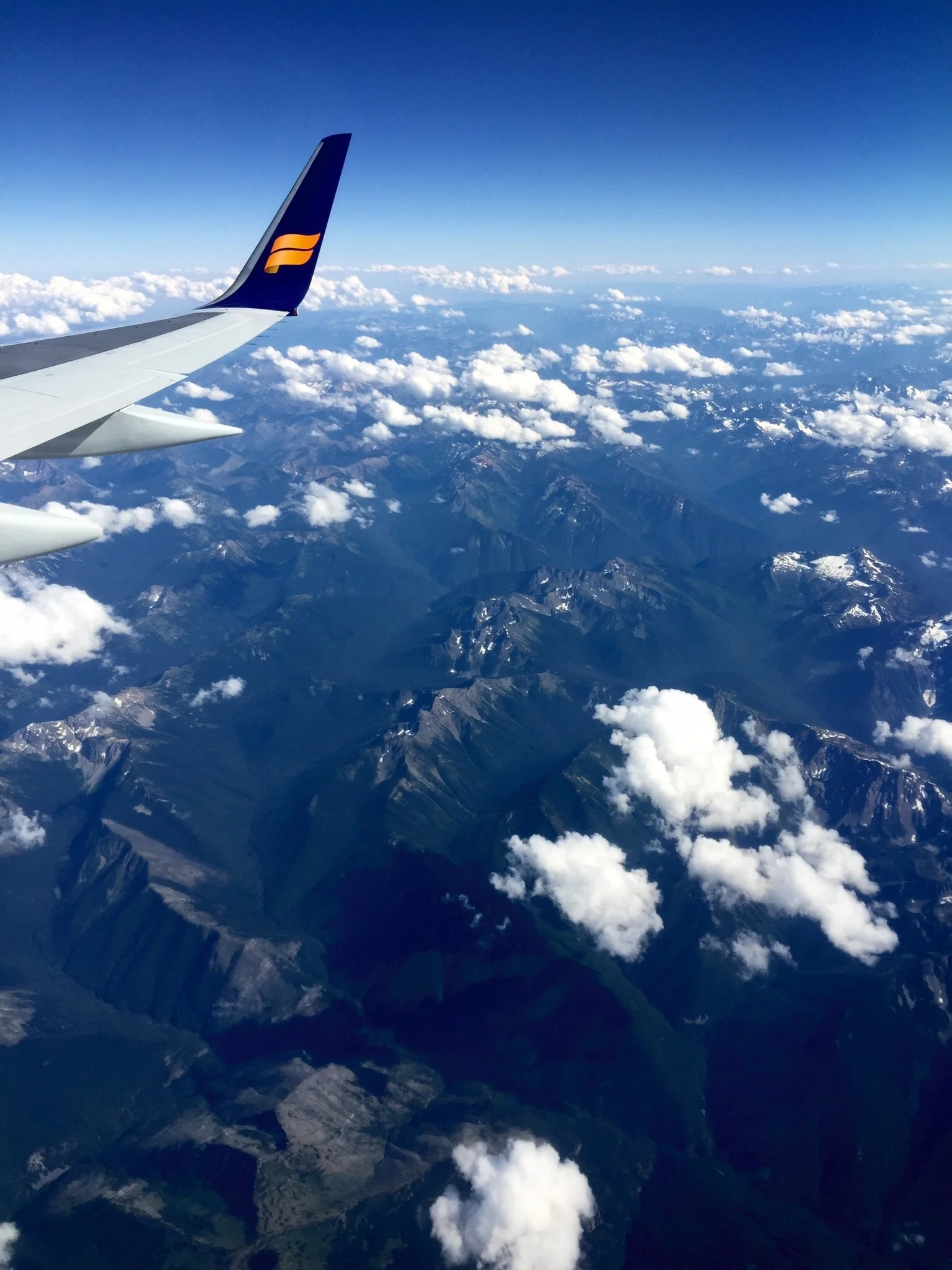 Our flight over the Canadian Rockies with Iceland Air