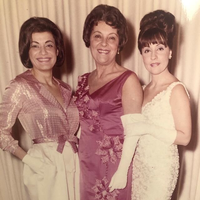 Aunt Miriam, Great Grandma Ada, and the inimitable Grandma Ruthie. What a photo.