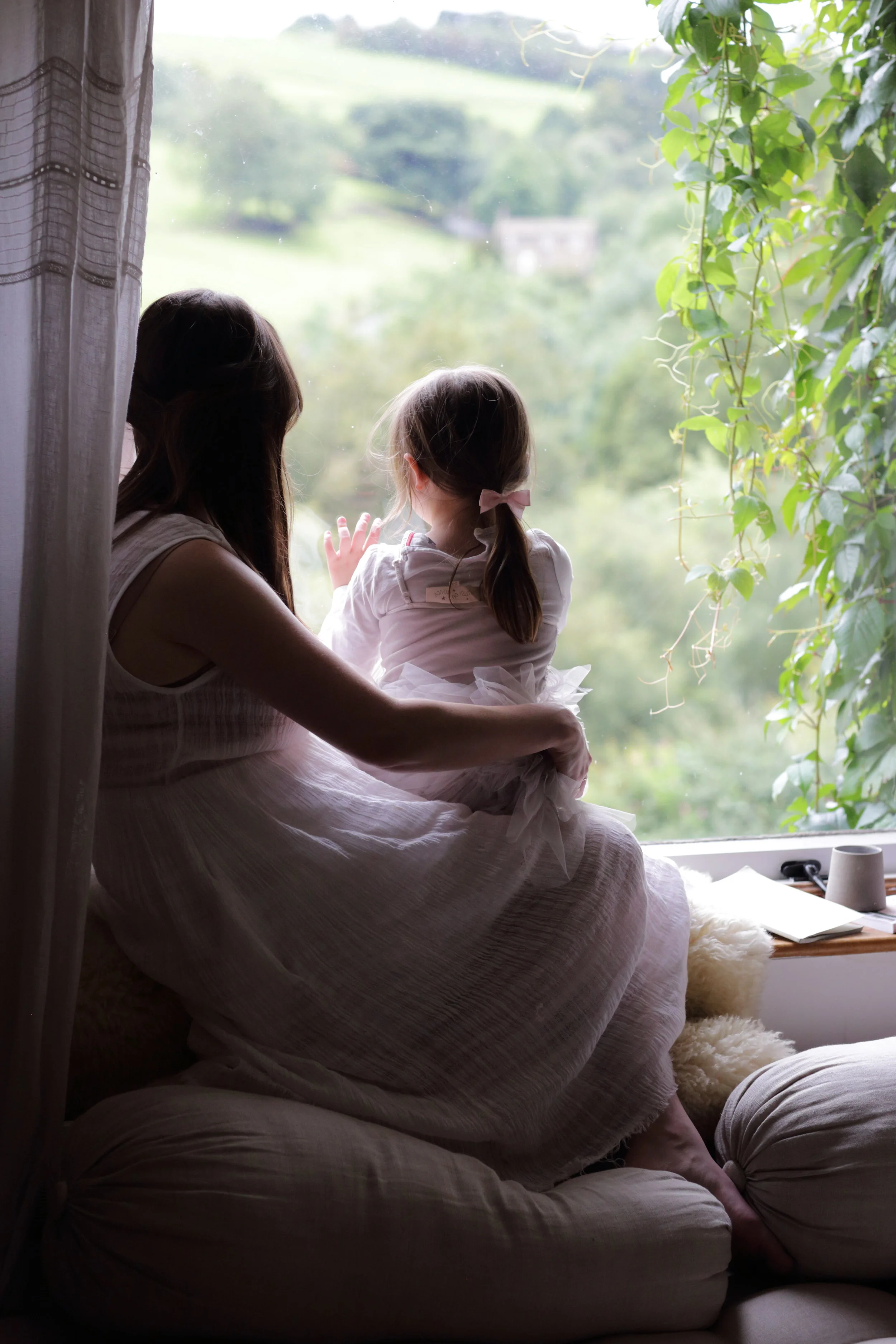 Sara began taking pictures for her Instagram post as an outlet for her creativity, just before her daughter was born. 