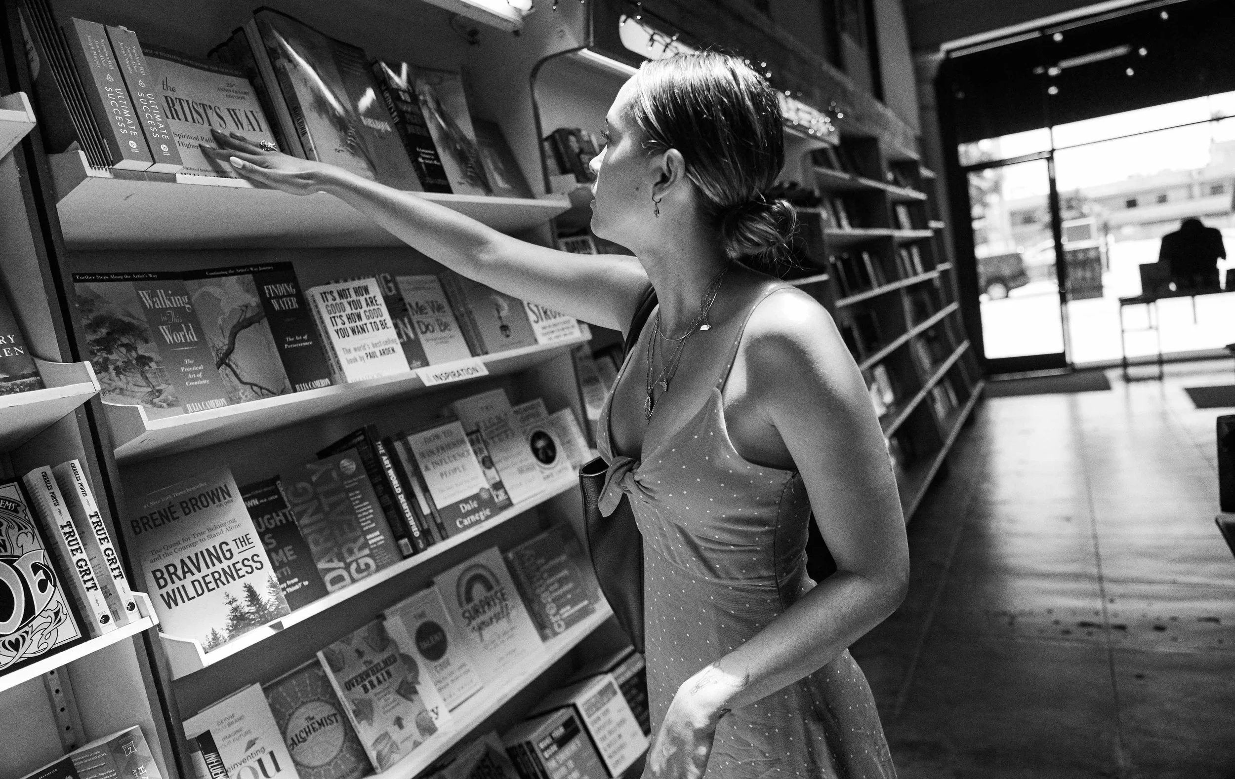 2018-032_B_MichaelScottSlosar_AishaJade-376_RT_B&W.jpg