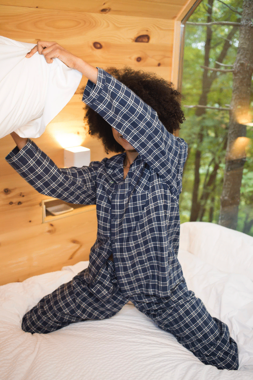 Pillow-Fight.gif