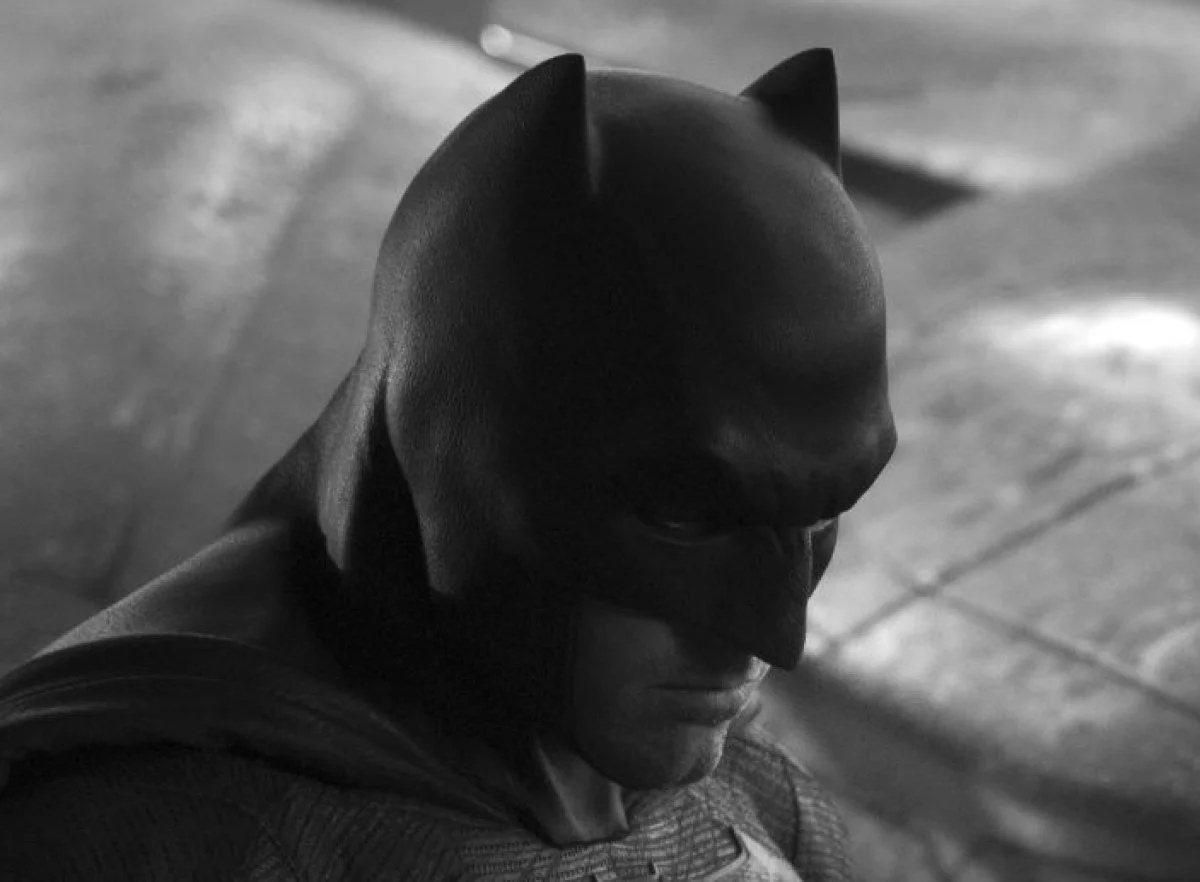 First Batman Costume Pic From Superman/Batman Released