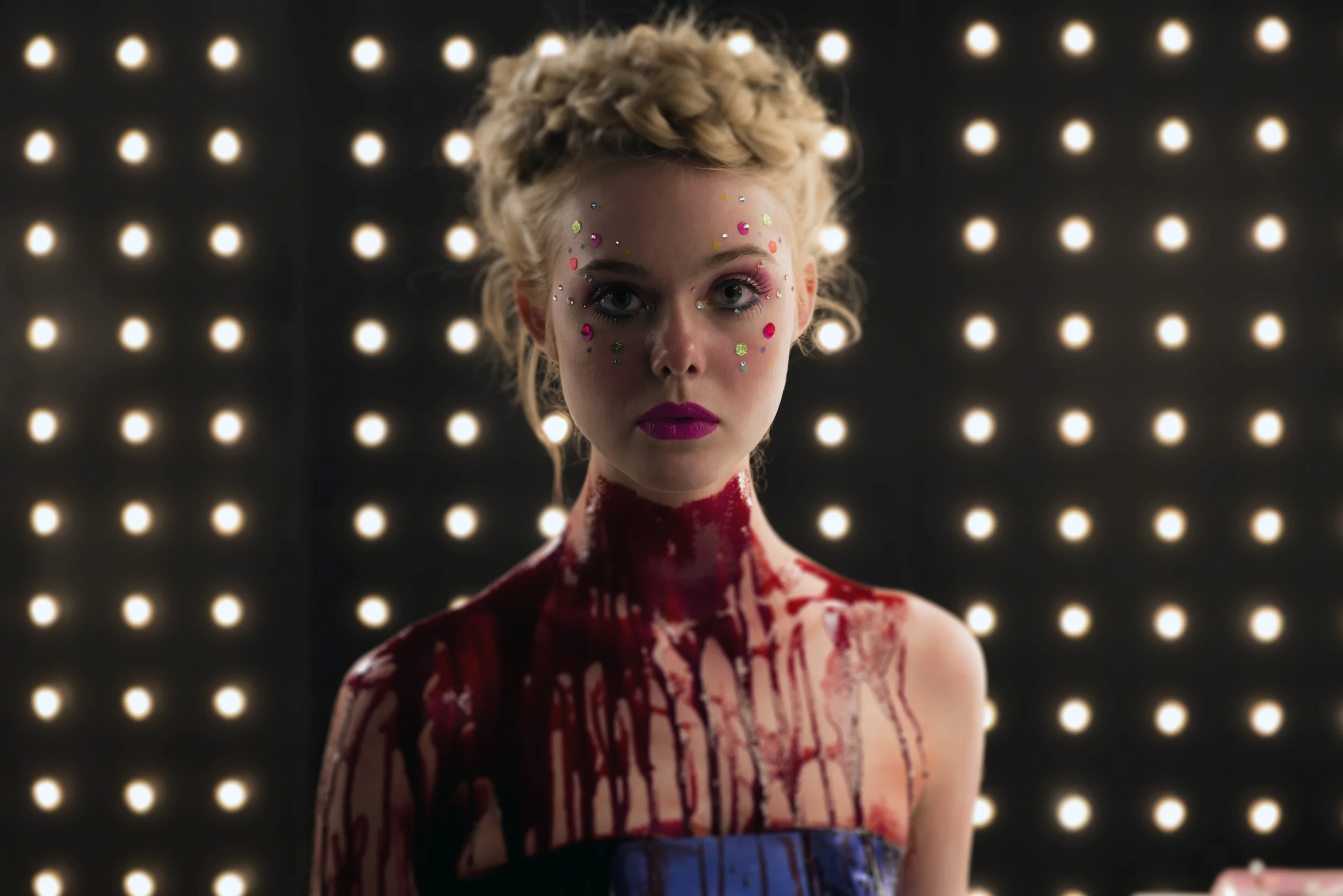 First Trailer For Refn’s The Neon Demon
