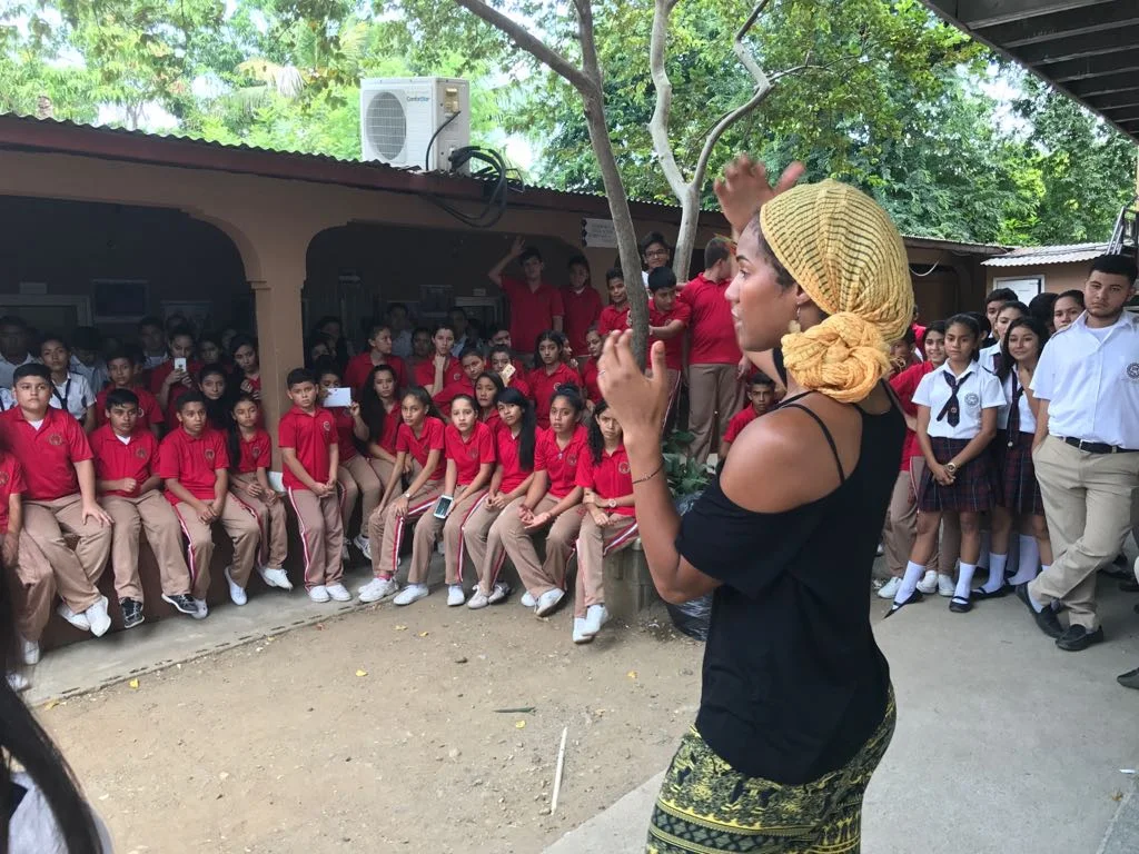 Giving my testimony to the youth in Cofradia, San Pedro Sula #TestimonyTuesday