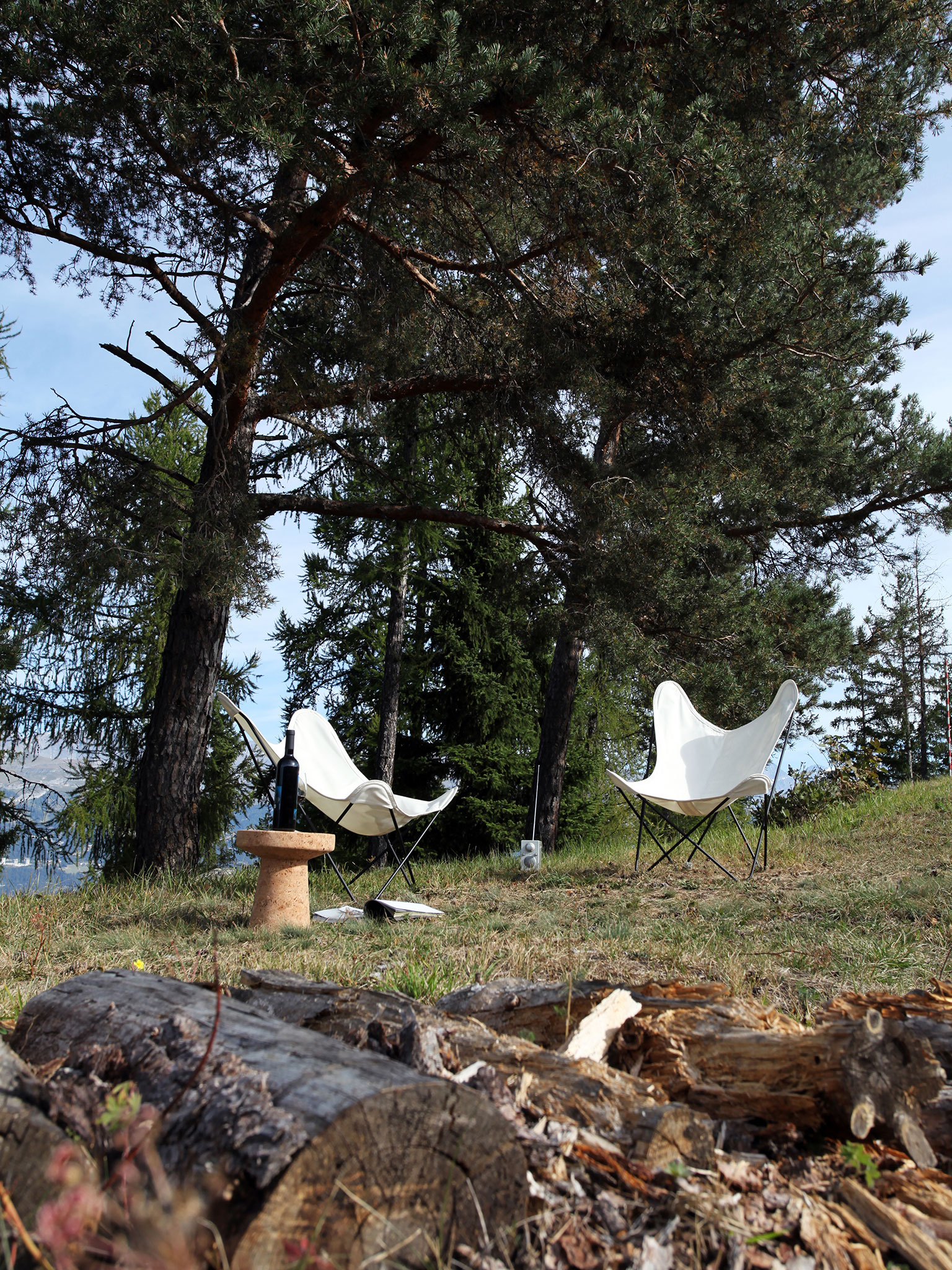 Chalet_Vercorin_desiron_lizen_mobilier_contemporain02.jpg