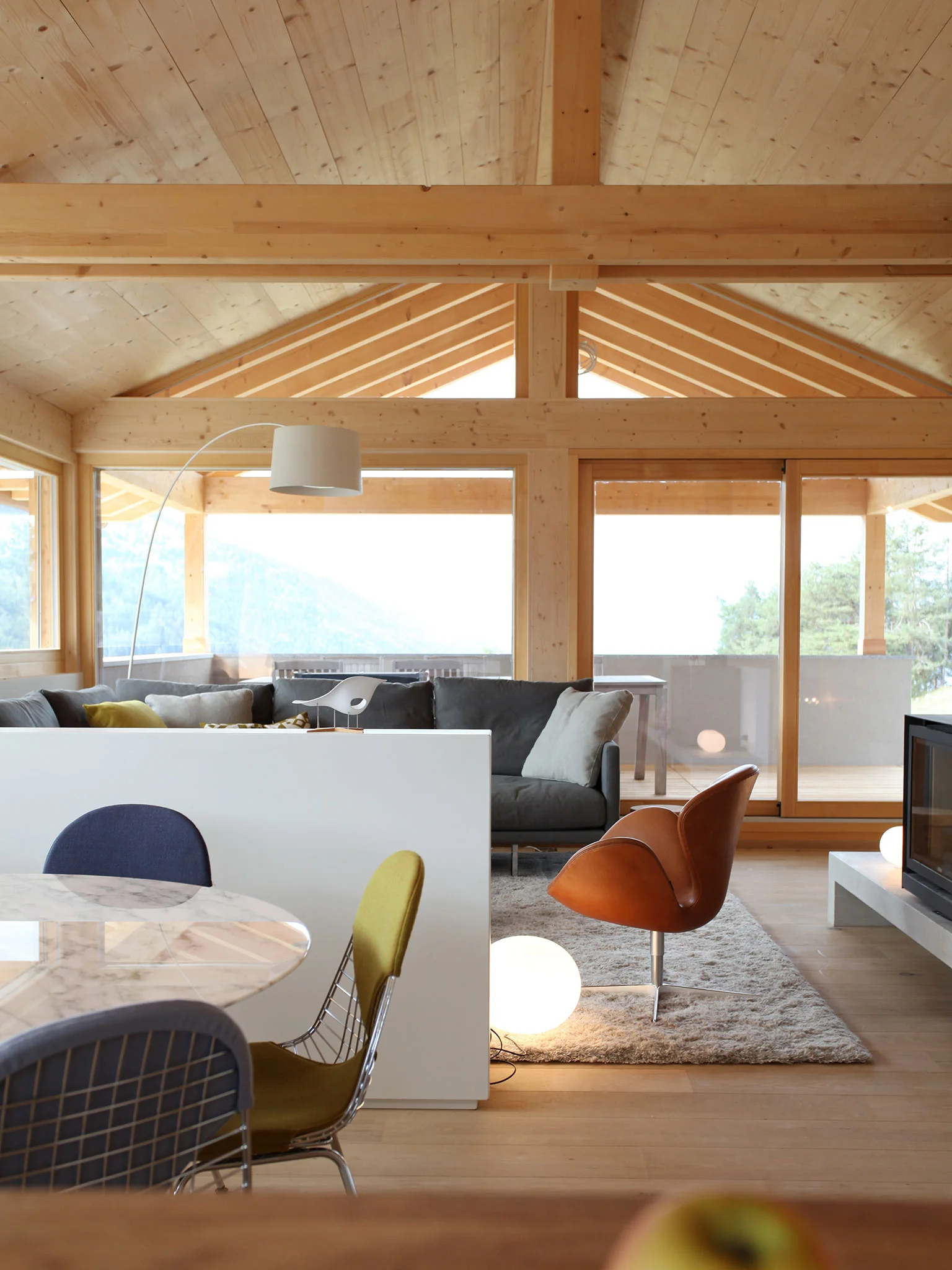 Chalet_Vercorin_desiron_lizen_mobilier_contemporain07.jpg