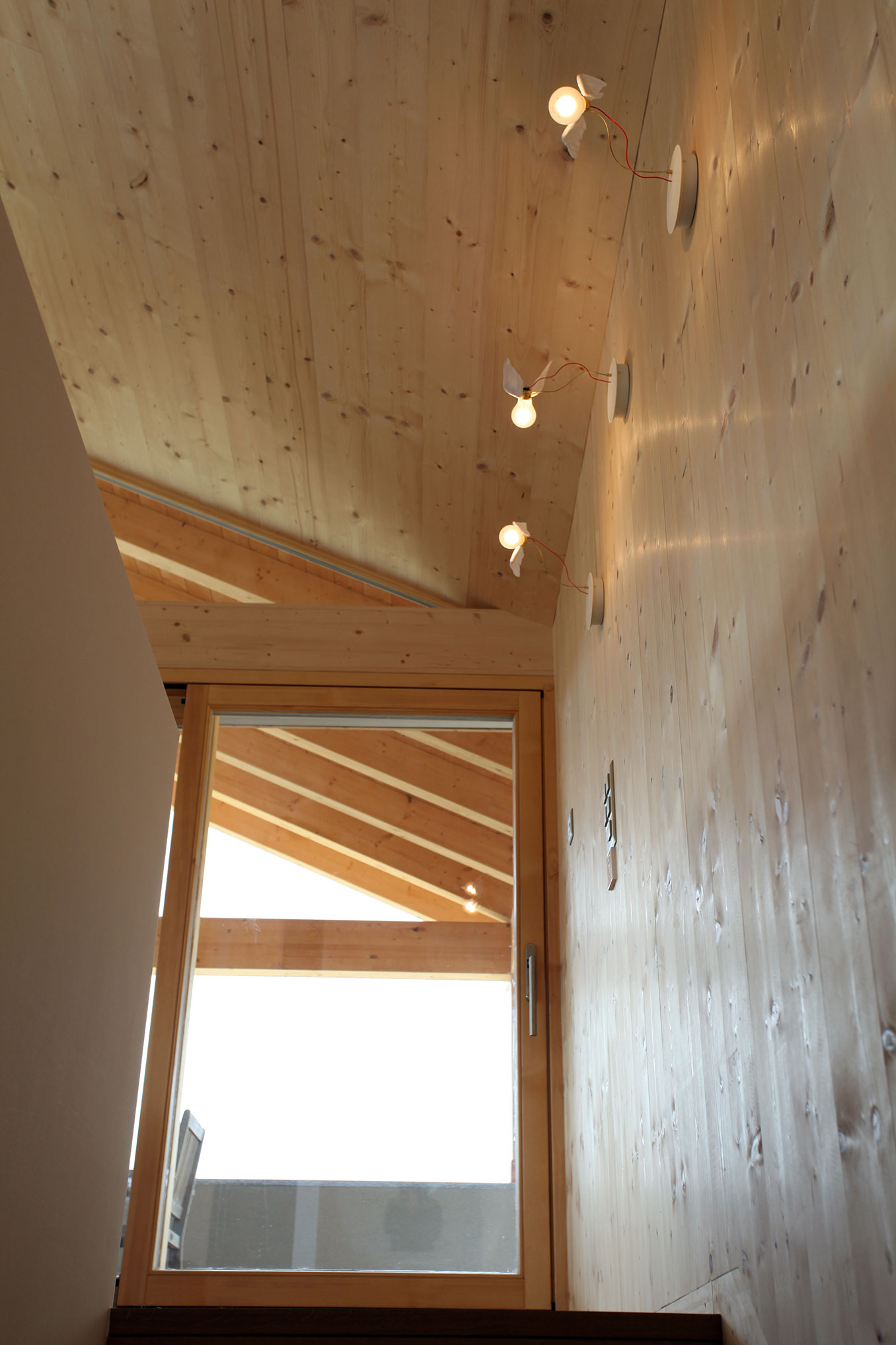Chalet_Vercorin_desiron_lizen_mobilier_contemporain13.jpg