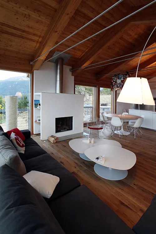 Chalet_Valet_Suisse_desiron_lizen_mobilier_contemporain06.jpg