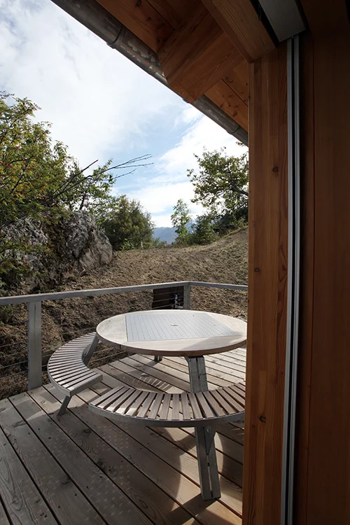 Chalet_Valet_Suisse_desiron_lizen_mobilier_contemporain09.jpg