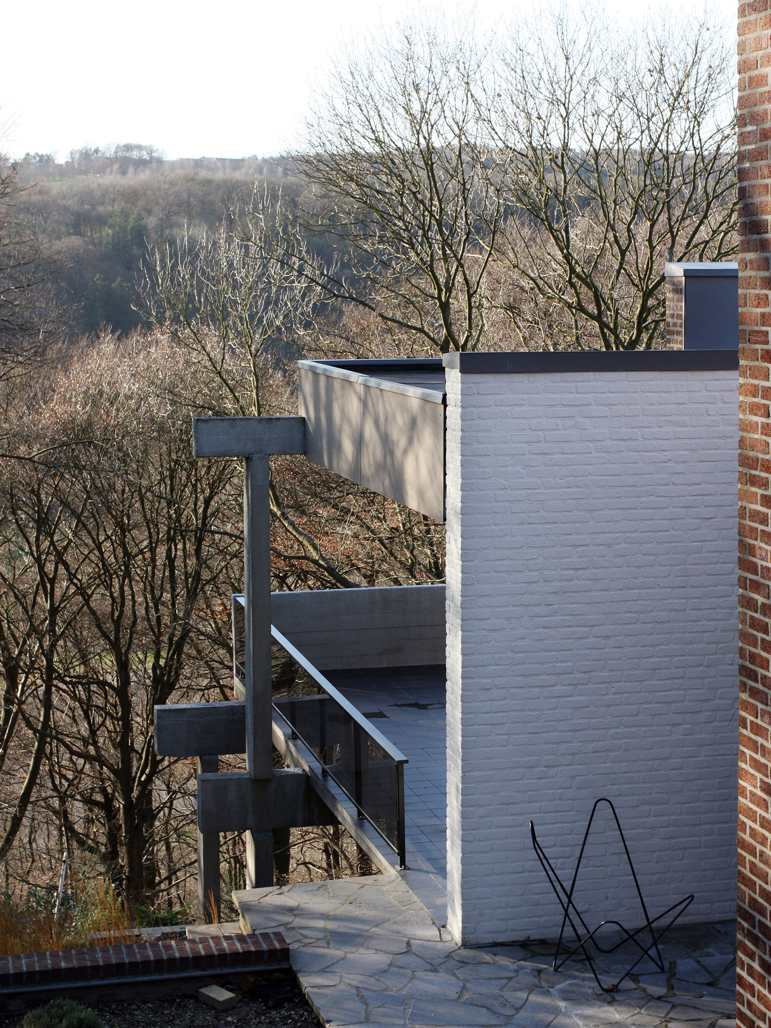 Maison_Embourg_desiron_lizen_mobilier_contemporain01.jpg