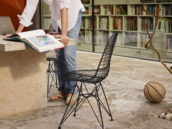 DKR basic dark 408€ 347€