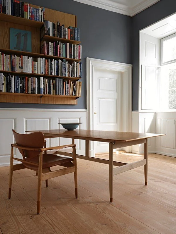 Table Kaufman - House of Finn Juhl : 7 510 € au lieu de 12 517 €