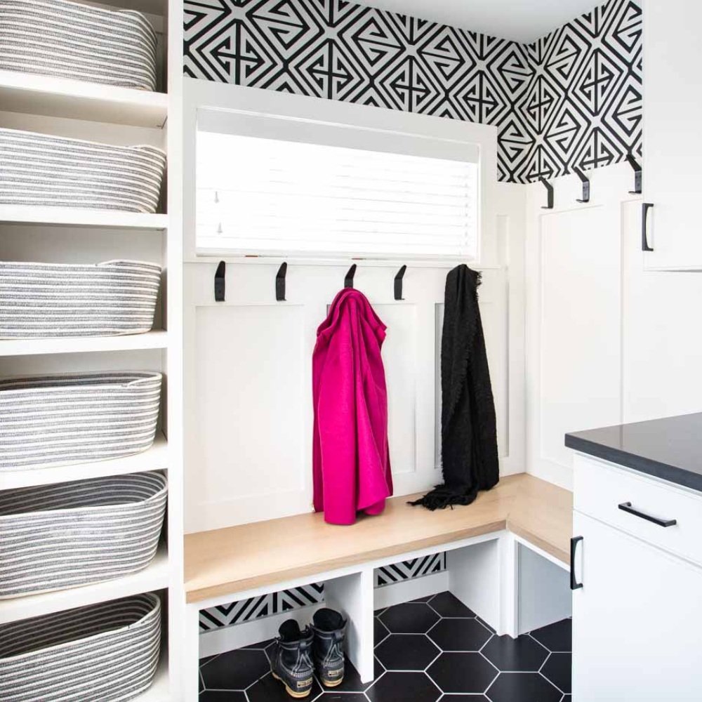How to Create a Highly Functional Mudroom Design