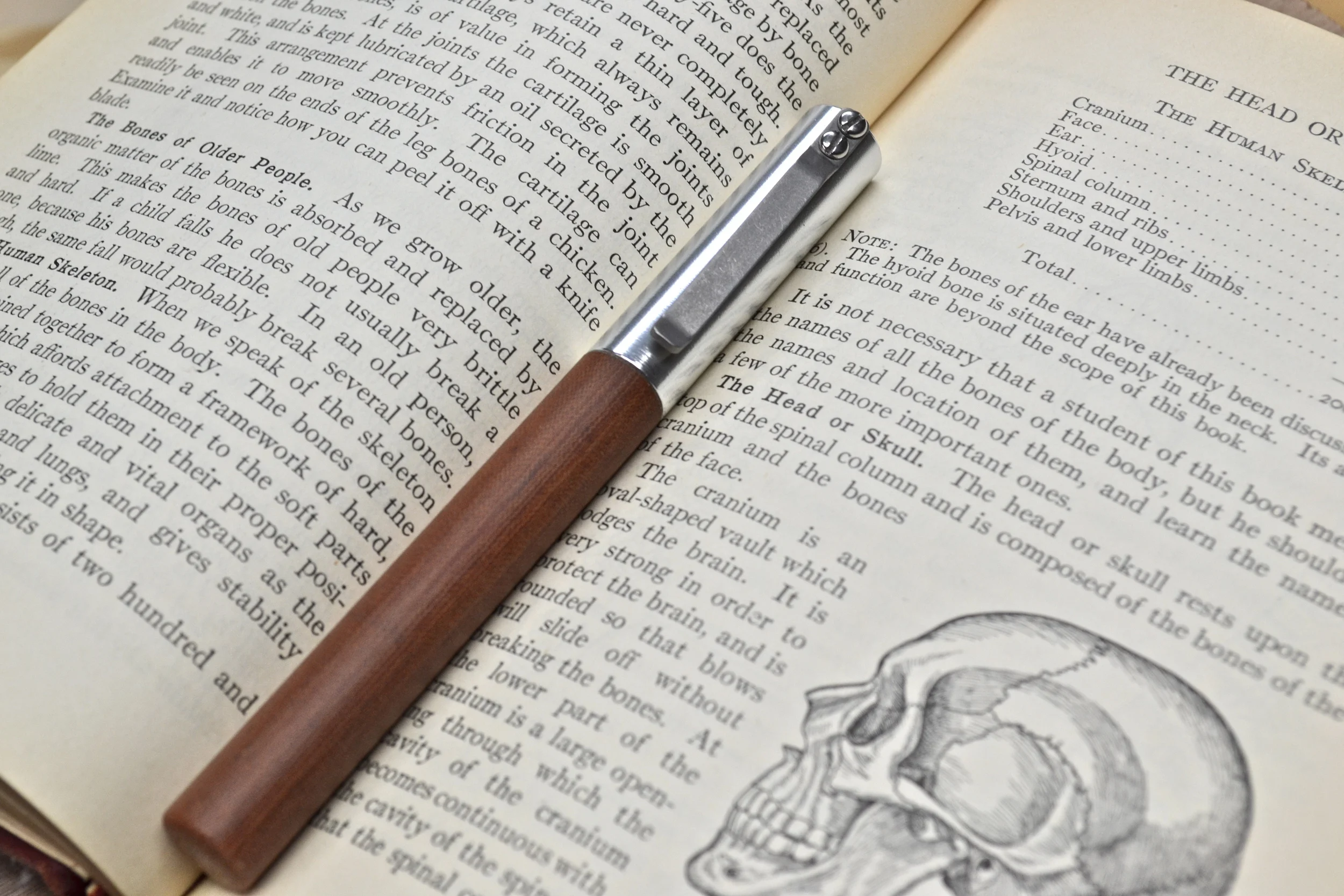 Karas Kustoms Phenolic Render K Pen Review