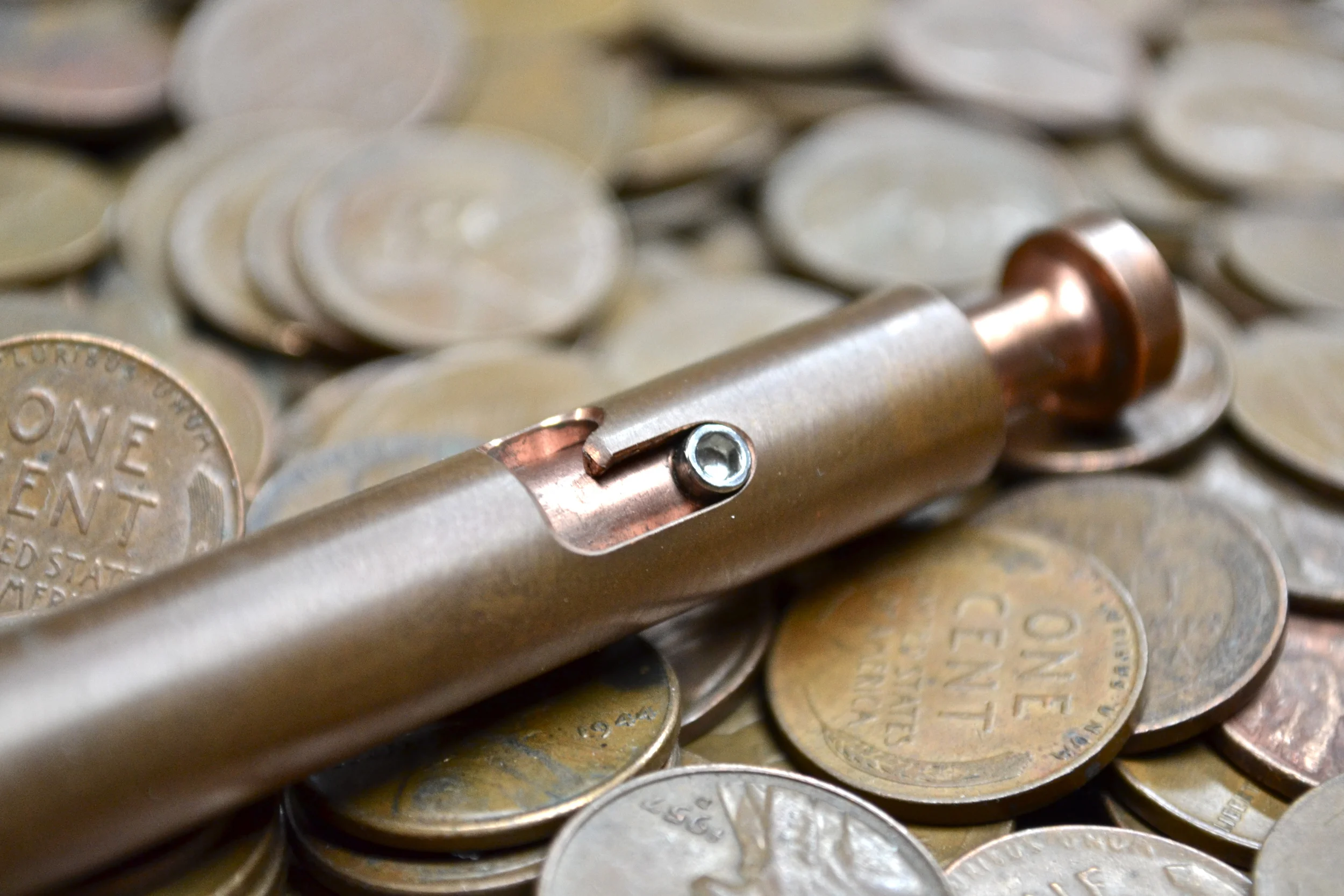 Karas Kustoms Copper Bolt Pen Review