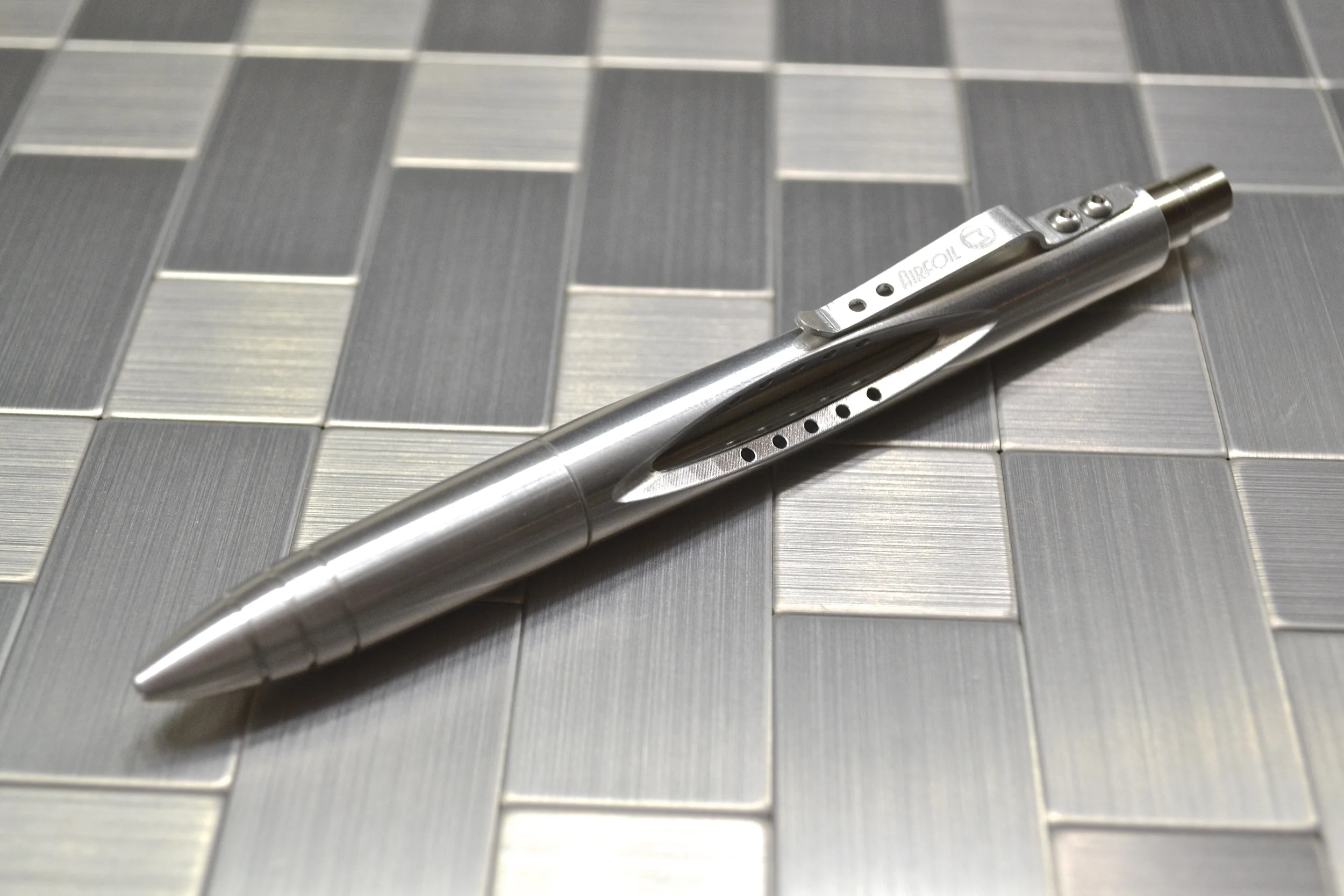 Airfoil Click Pen Review
