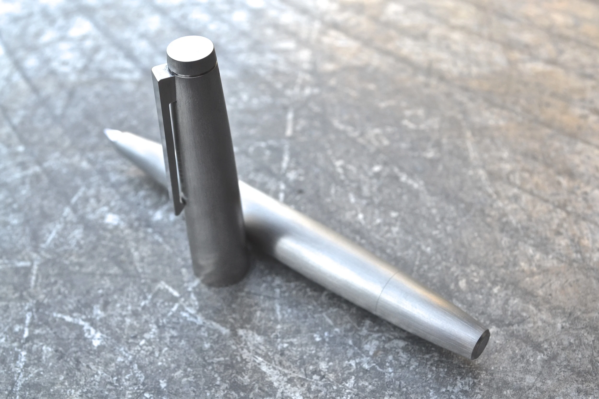 Stainless Steel Lamy 2000 Fountain Pen Review