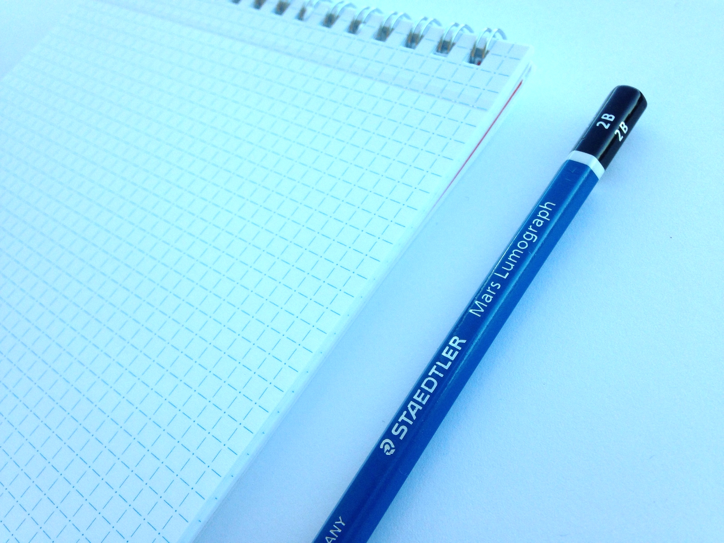 Staedtler Mars Lumograph 2B Pencil (iPhone Review) — The Clicky Post
