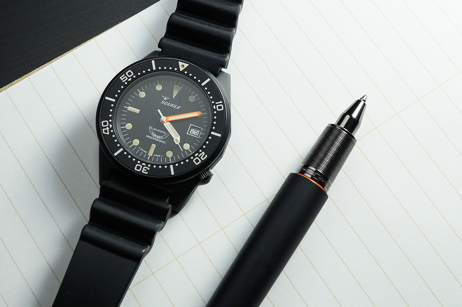 Montblanc M Ultra Black Ballpoint 6.png