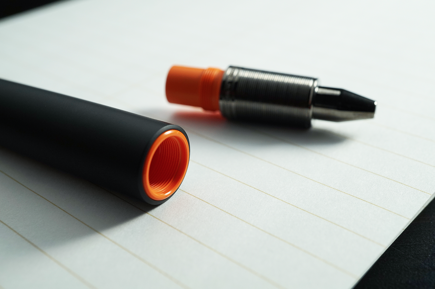 Montblanc M Ultra Black Ballpoint 7.png