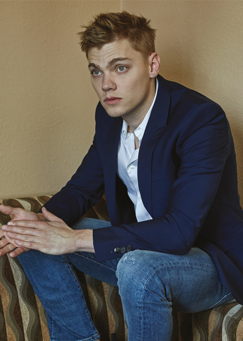Levi Meaden Glass Magazine full.jpg